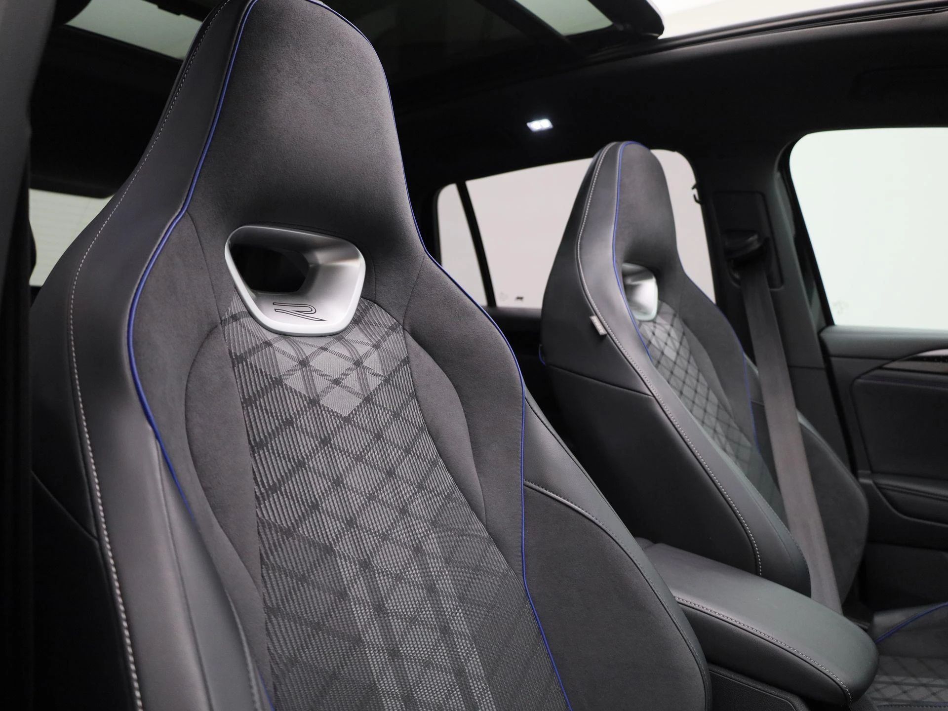 Volkswagen-Tiguan-image-41
