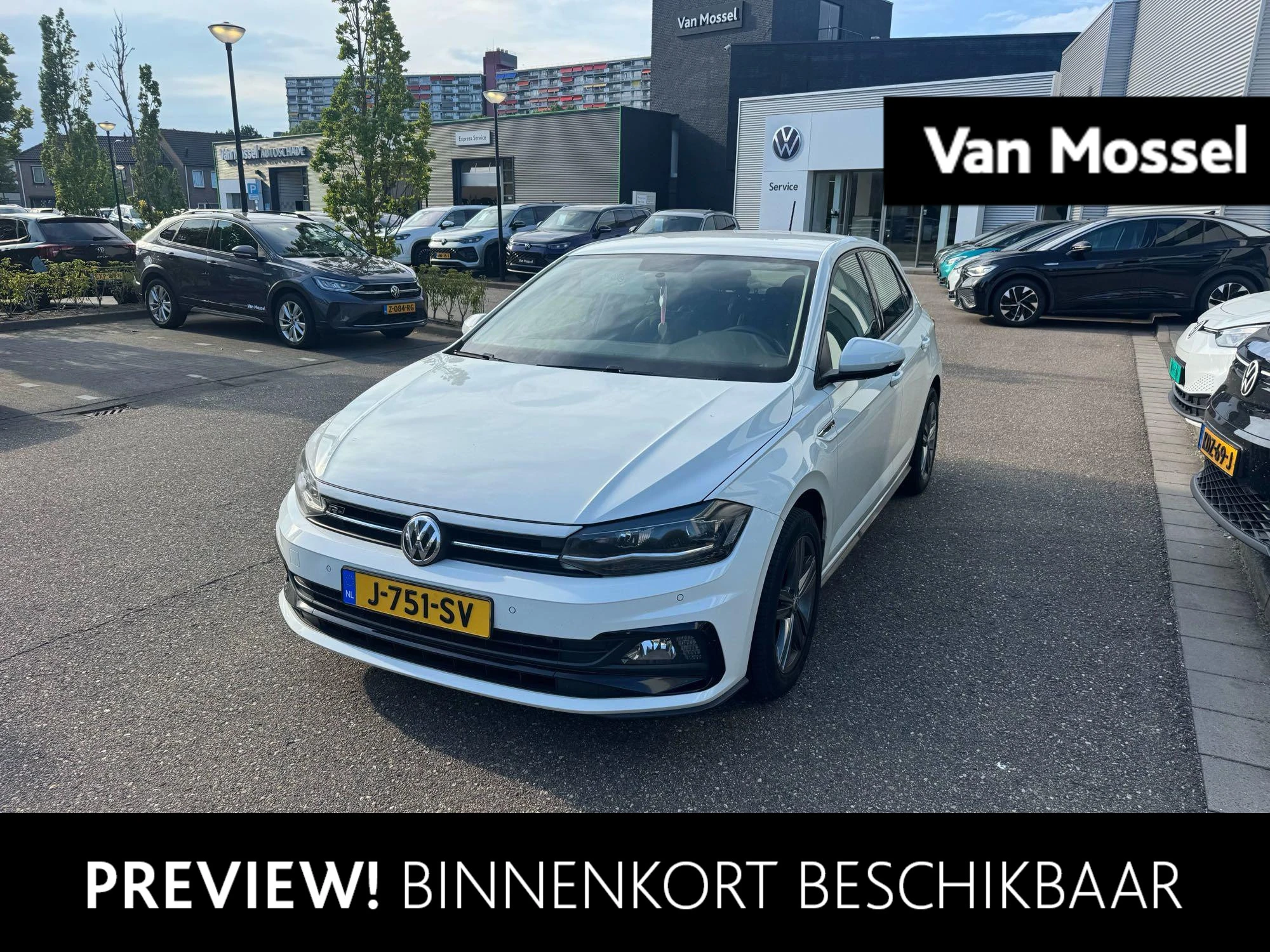 Volkswagen-Polo-image-0