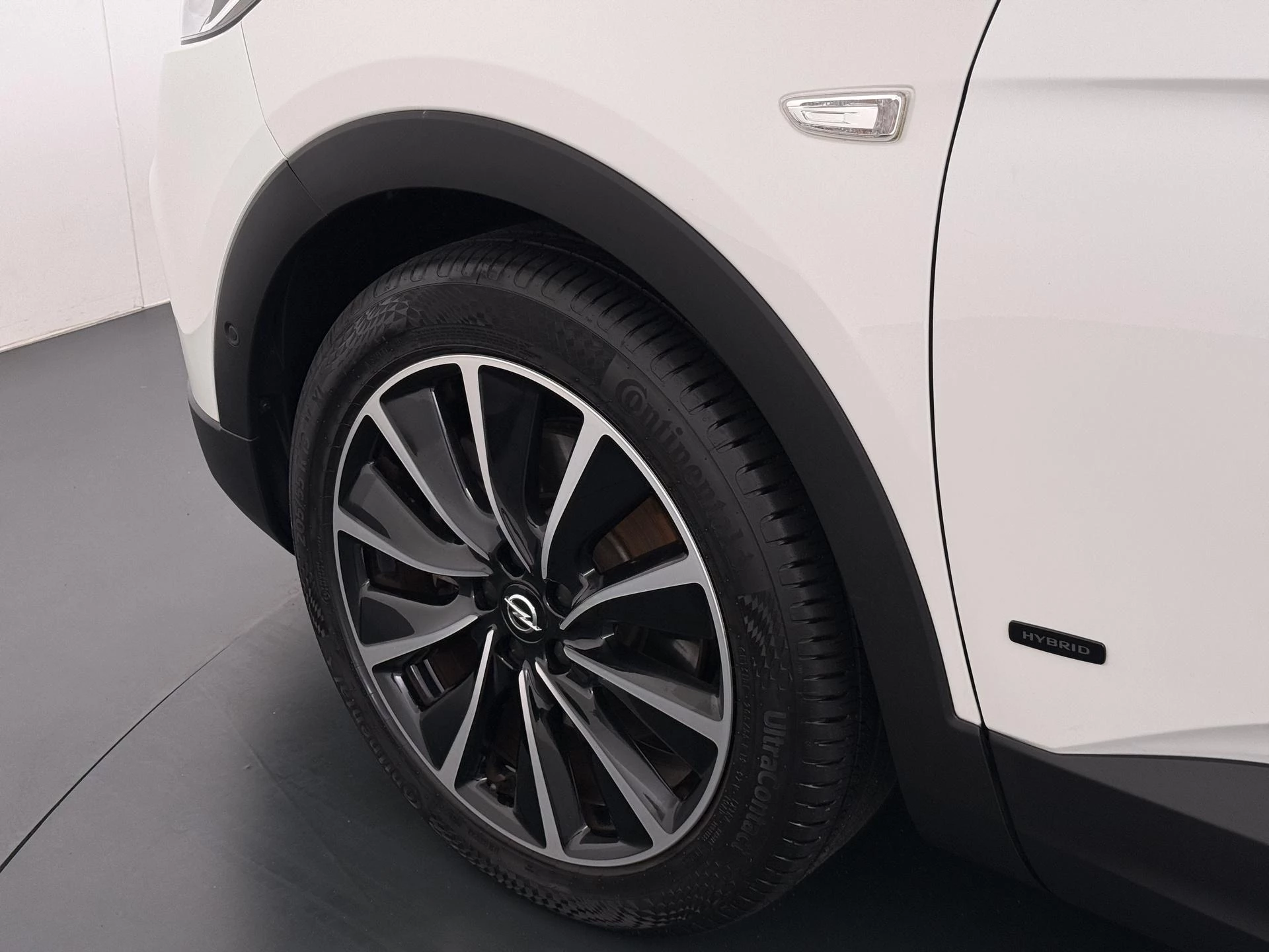 Opel Grandland X 1.6 Turbo Hybrid Business Elegance