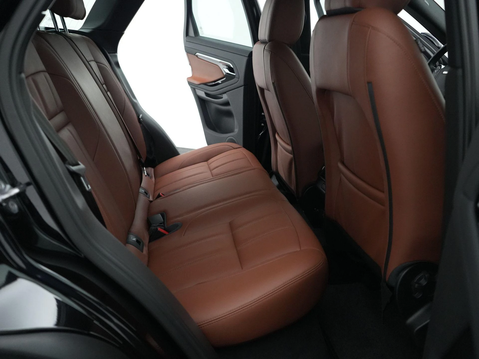 Land Rover-Range Rover Evoque-image-36
