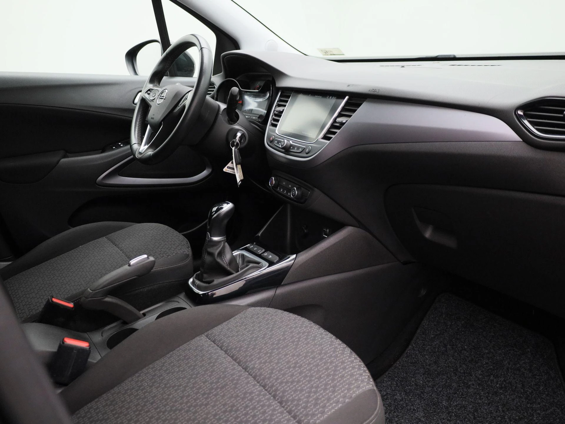 Opel-Crossland-image-33