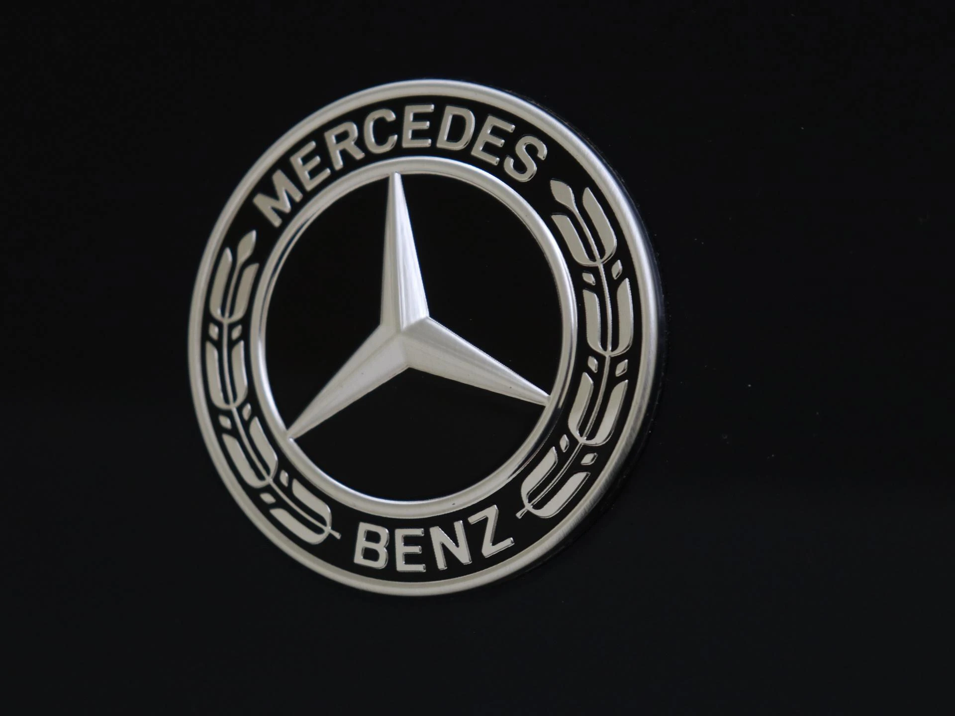 Mercedes-Benz-E-Klasse-image-25