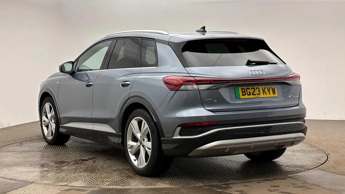 Audi-Q4 e-tron-image-2