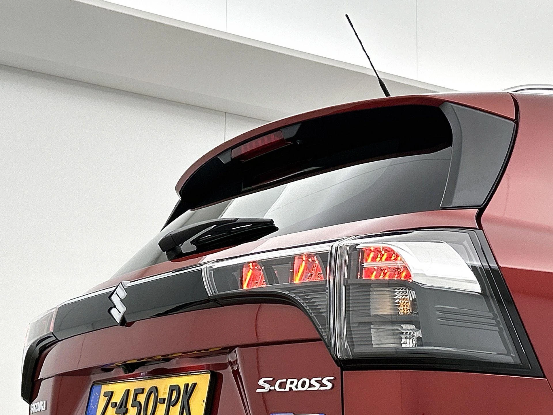 Suzuki-S-Cross-image-28