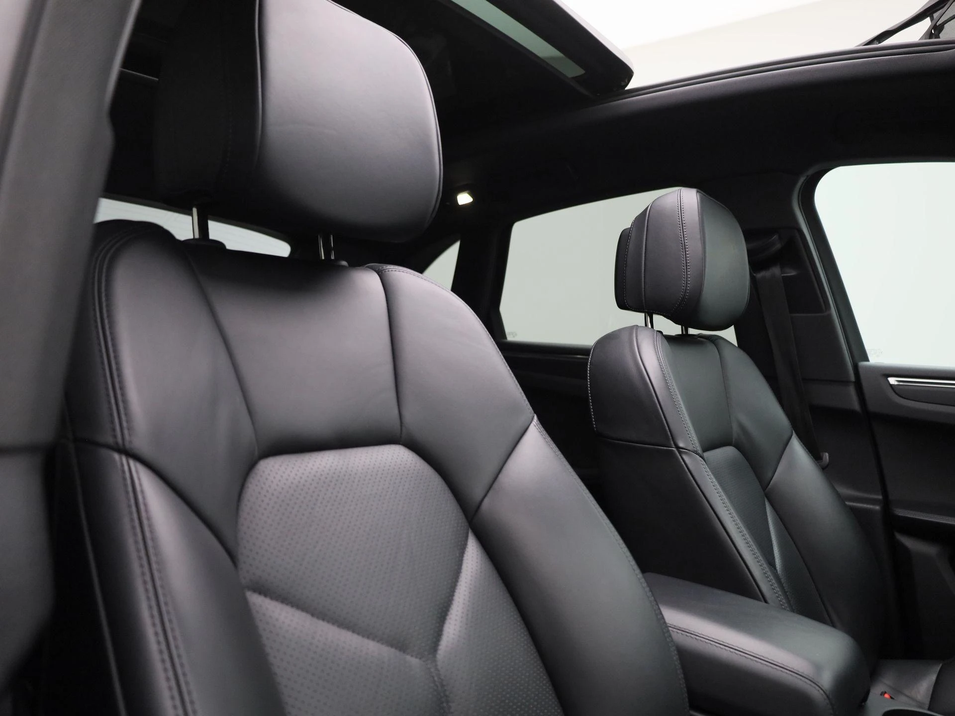 Porsche-Macan-image-42
