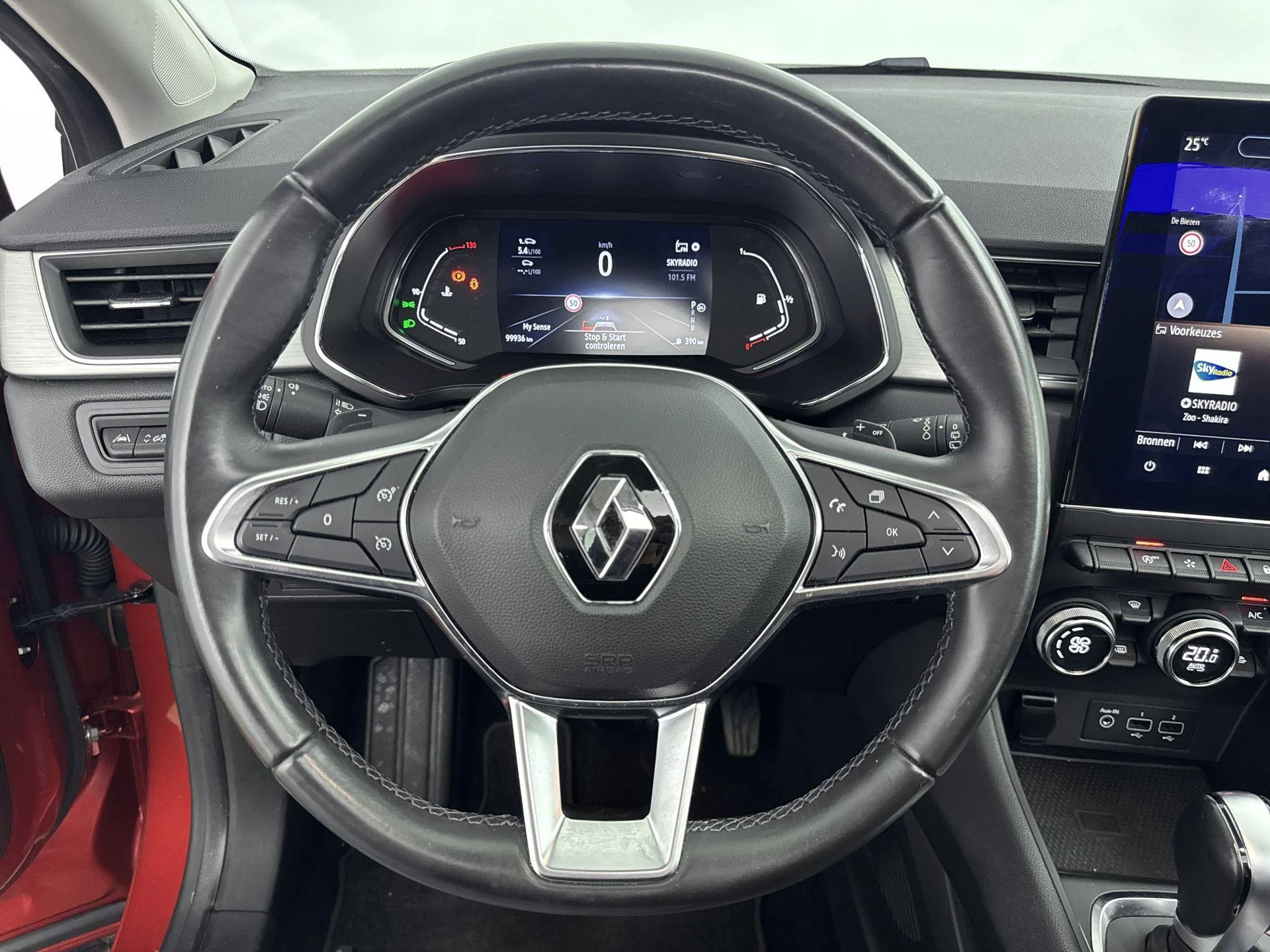 Renault-Captur-image-26