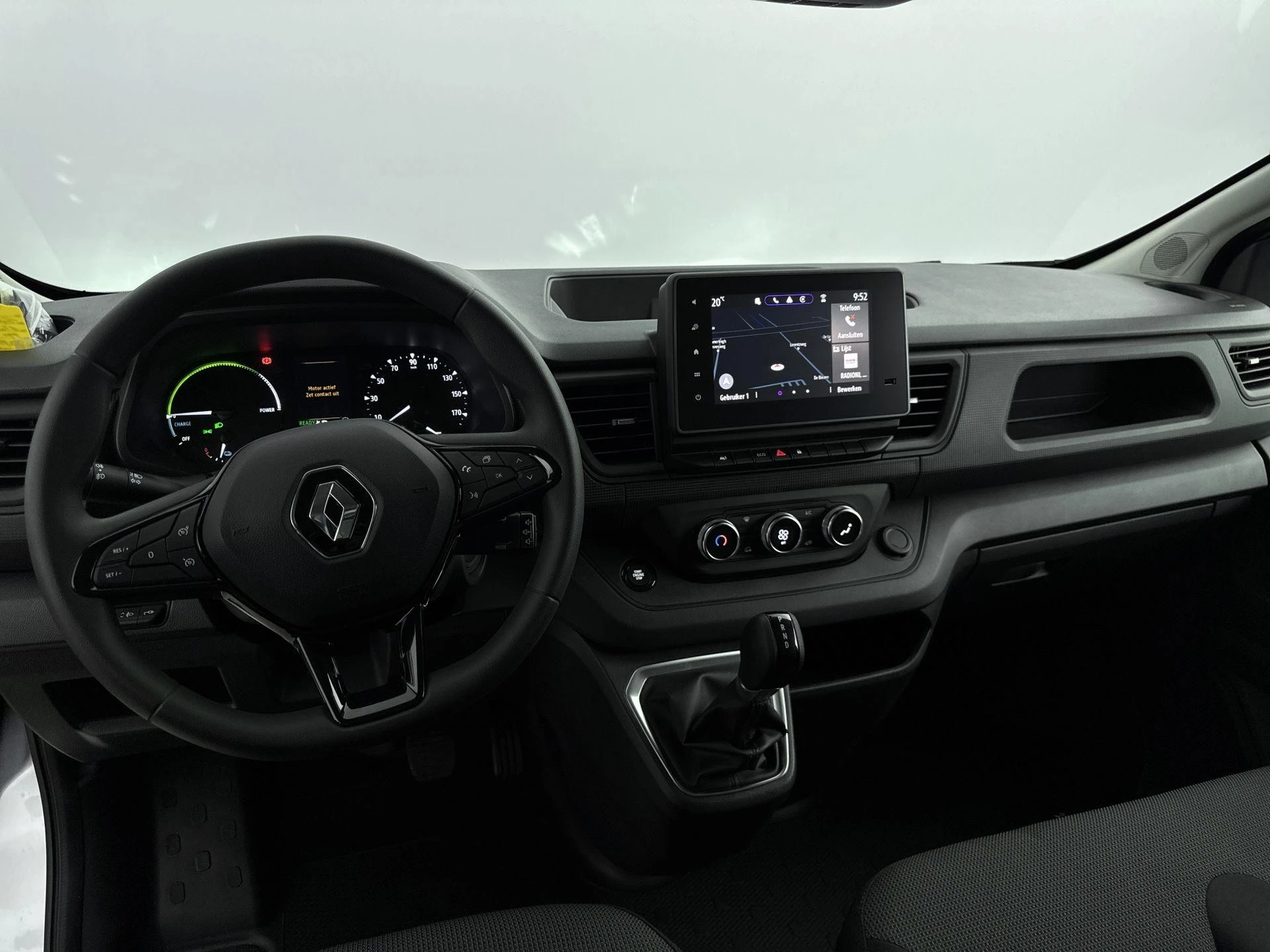 Renault-Trafic-image-5