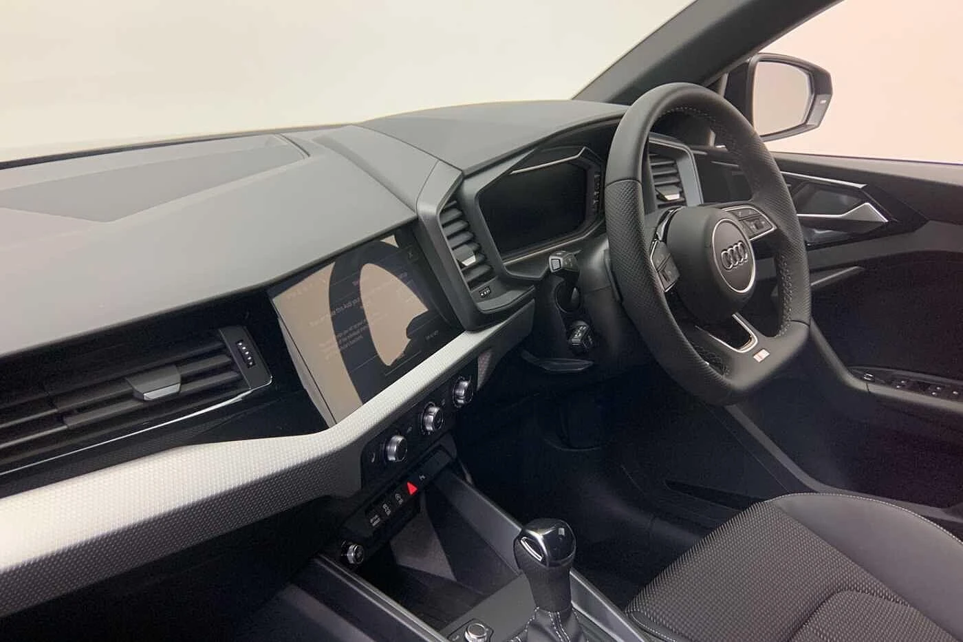 Audi-A1 Sportback-image-11