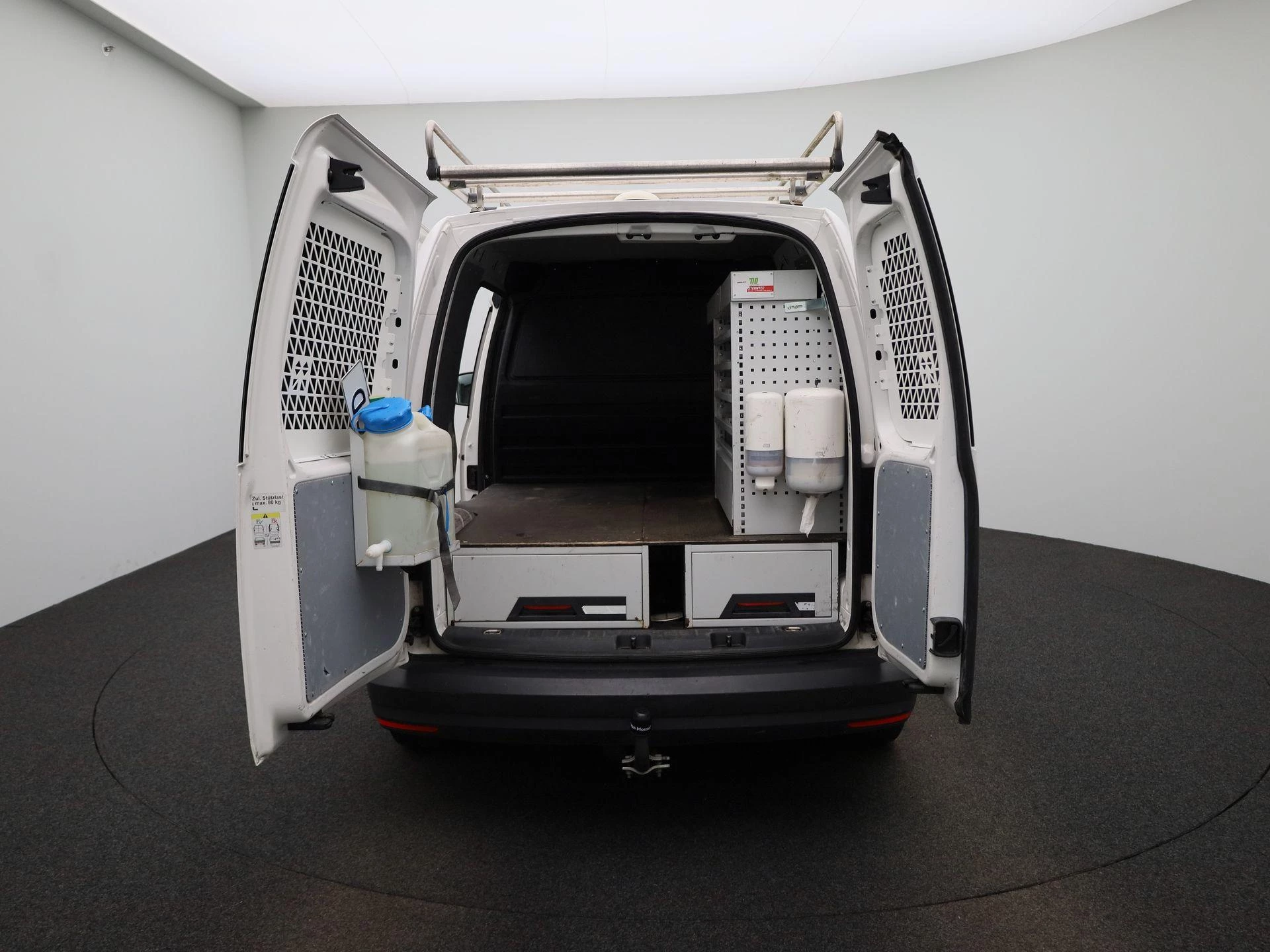 Volkswagen-Caddy-image-11