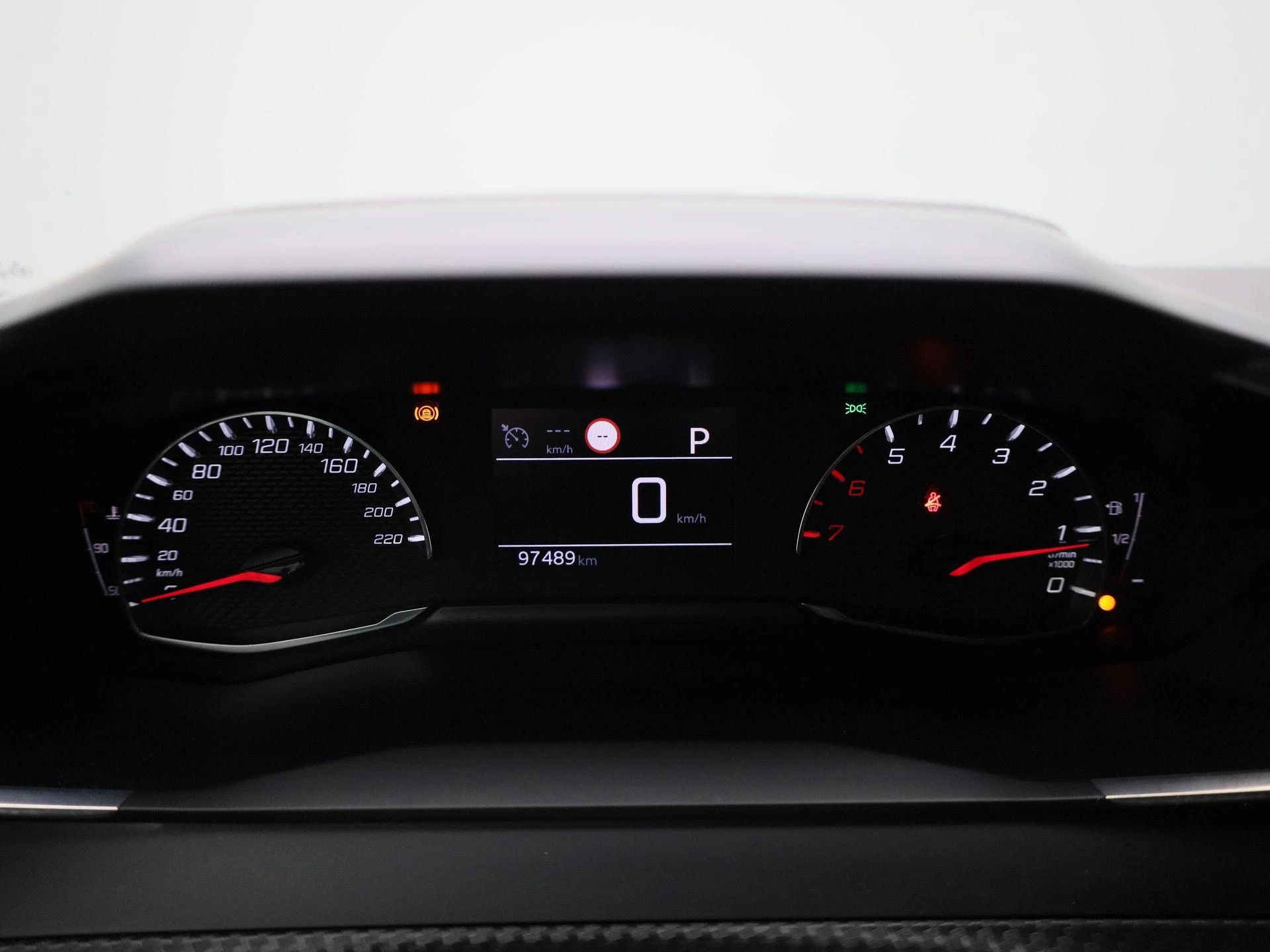 Peugeot 2008 1.5 BlueHDi 96kW S&S EAT8 Allure