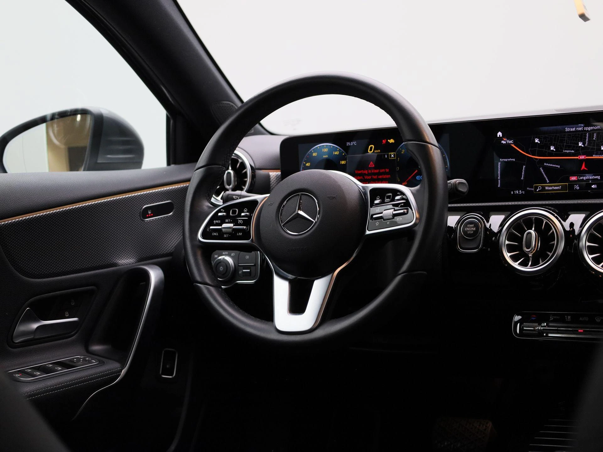 Mercedes-Benz-Classe A-image-41