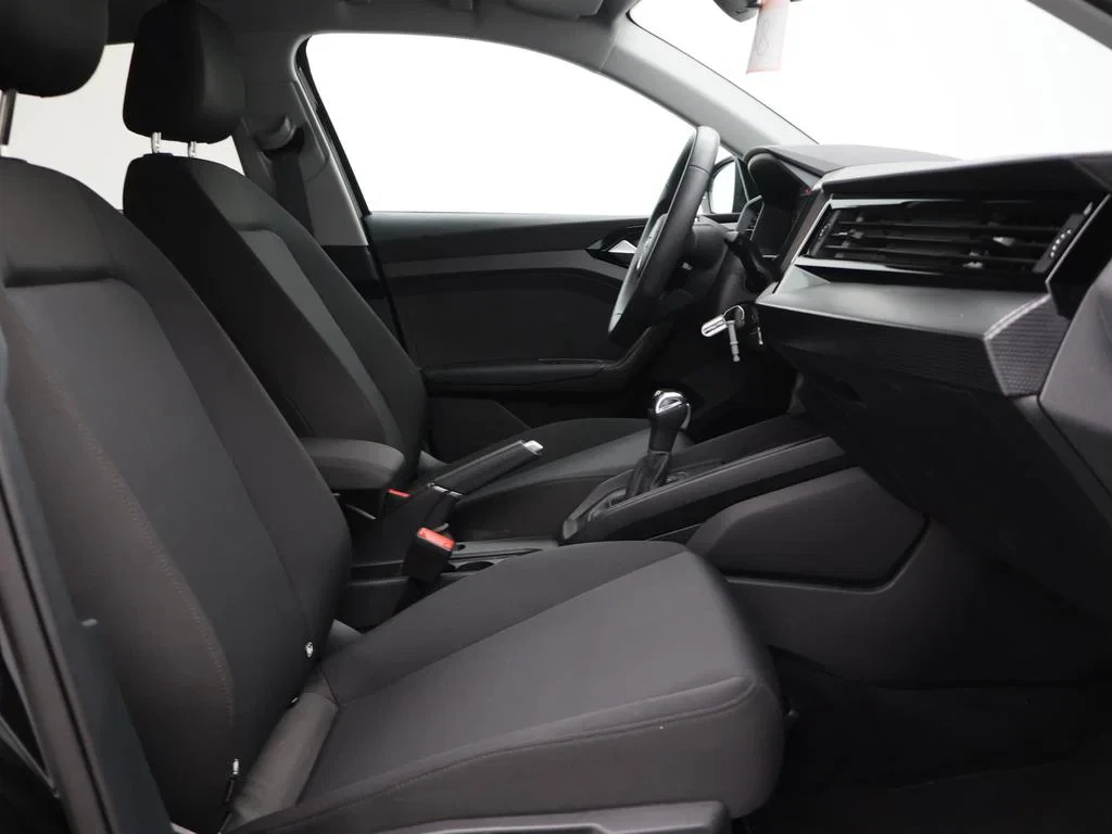 Audi-A1 Sportback-image-10