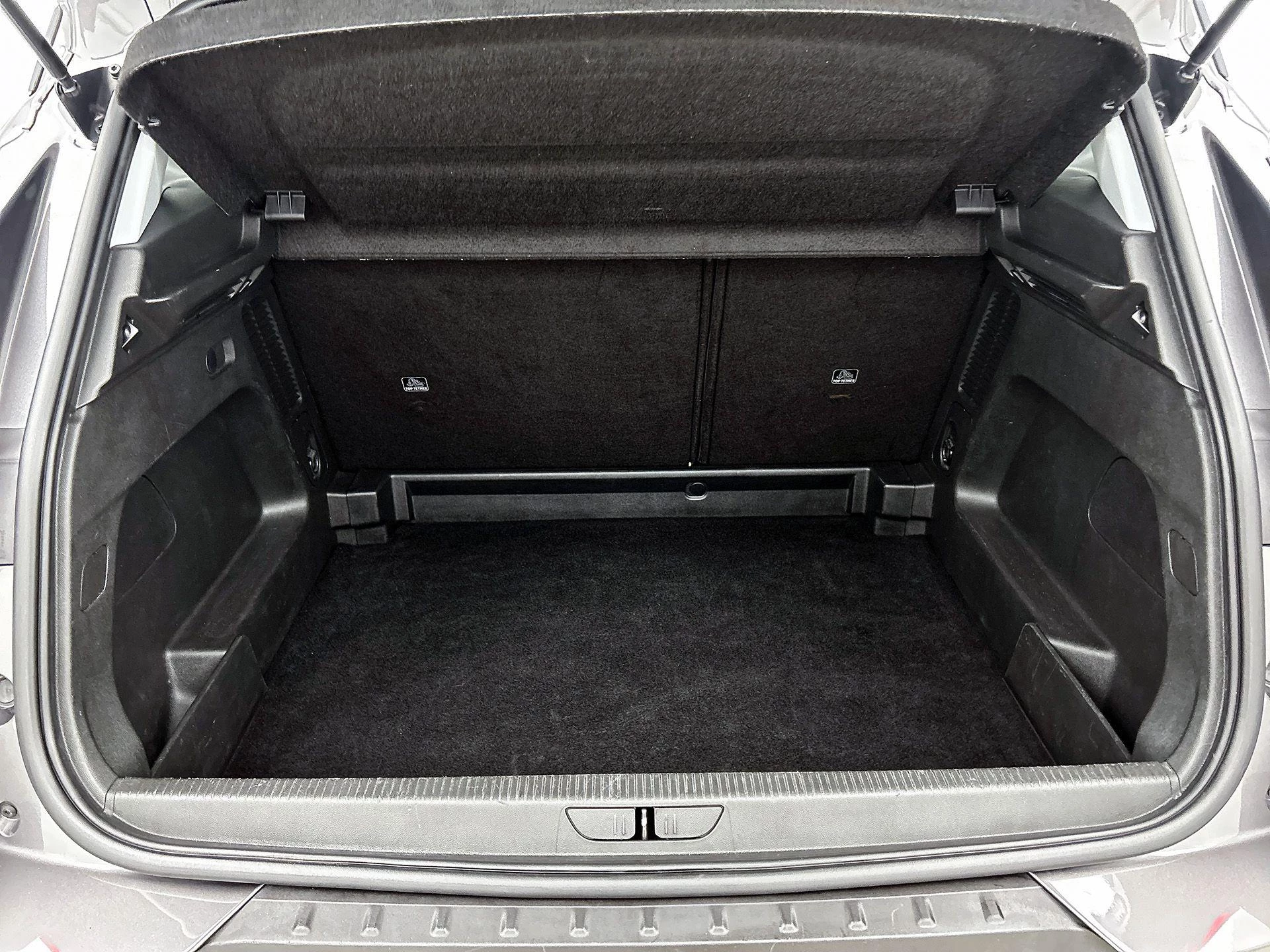 Opel-Grandland X-image-35