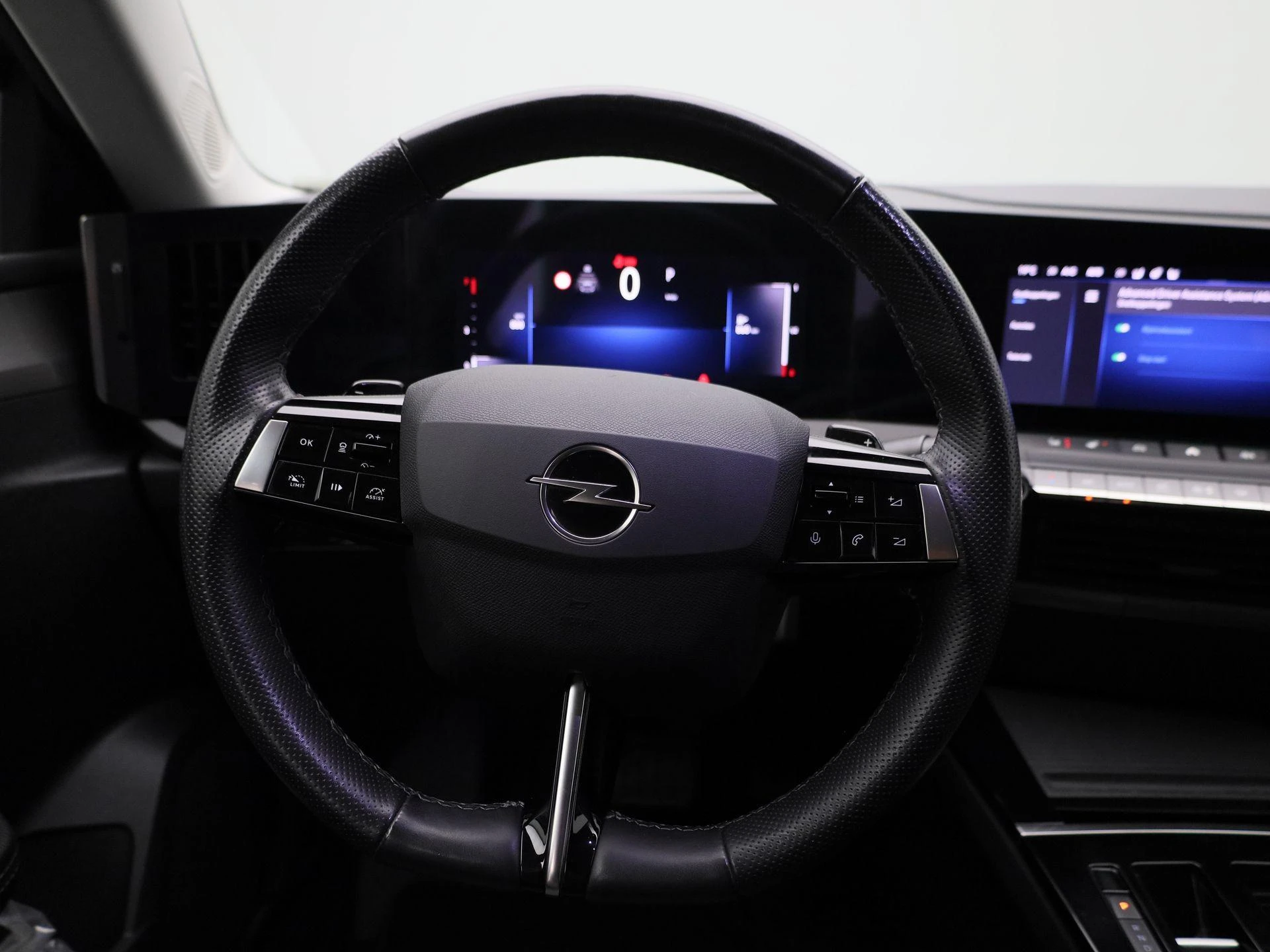 Opel-Astra-image-6