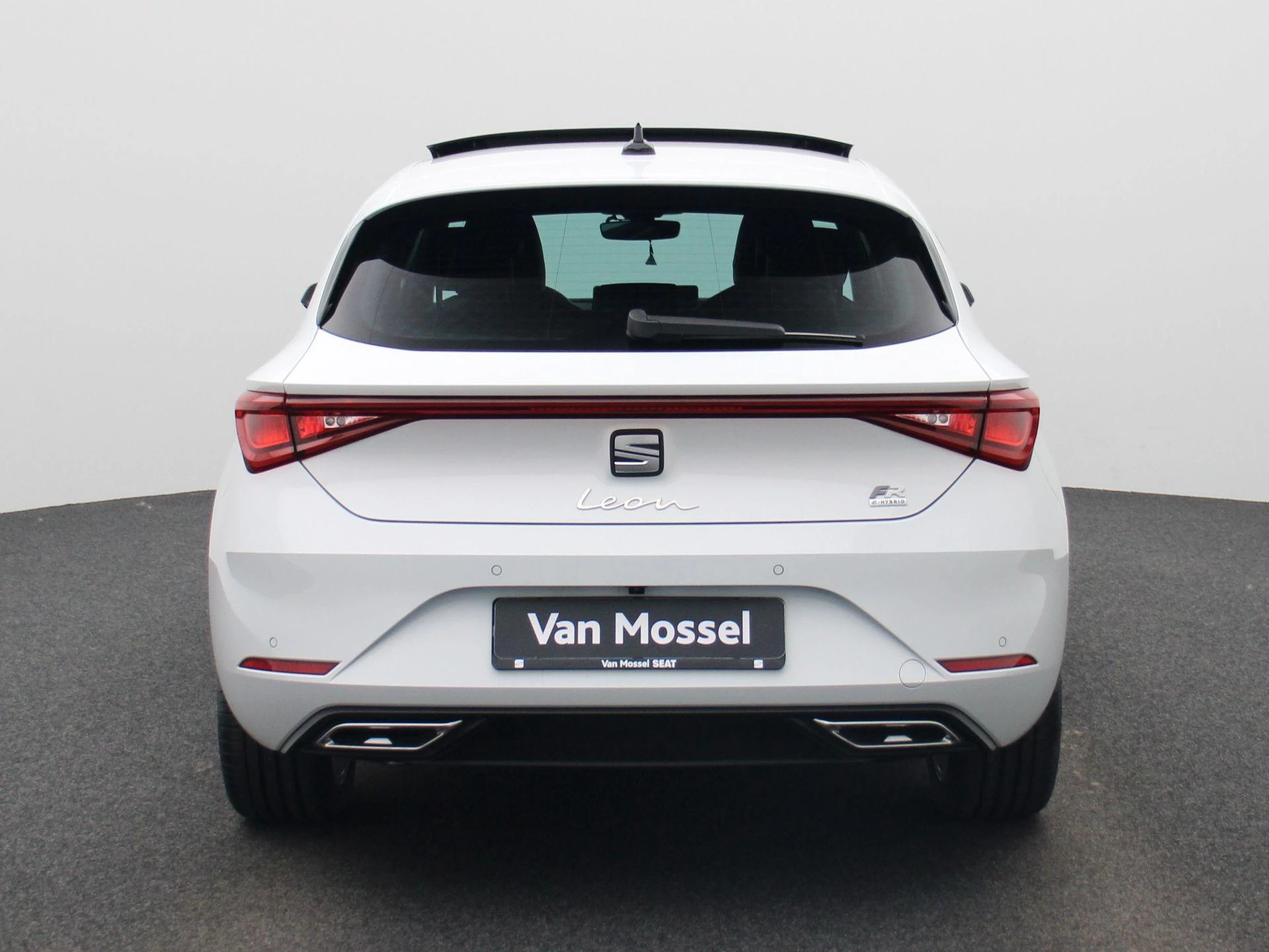 SEAT Leon 1.5 TSI e-Hybrid FR Business
