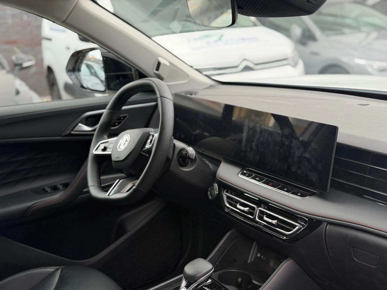 MG HS 1.5 PHEV Luxury