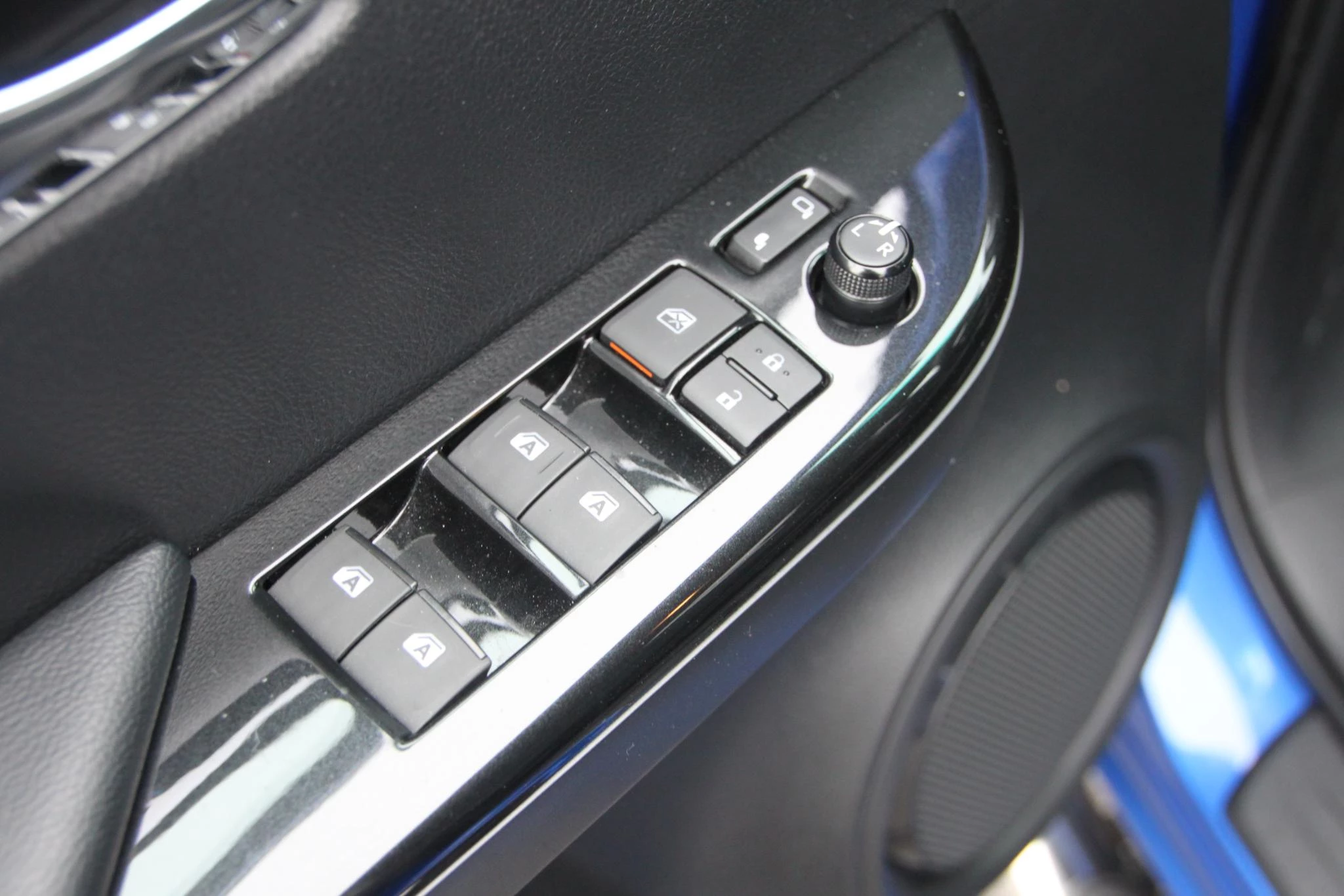 Toyota Hilux 2.4 D-4D Double Cab Aut. Limited