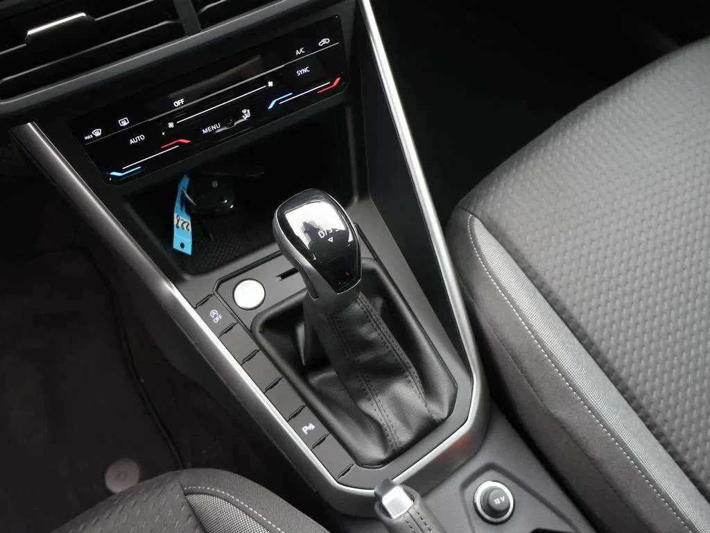 Volkswagen-Taigo-image-15