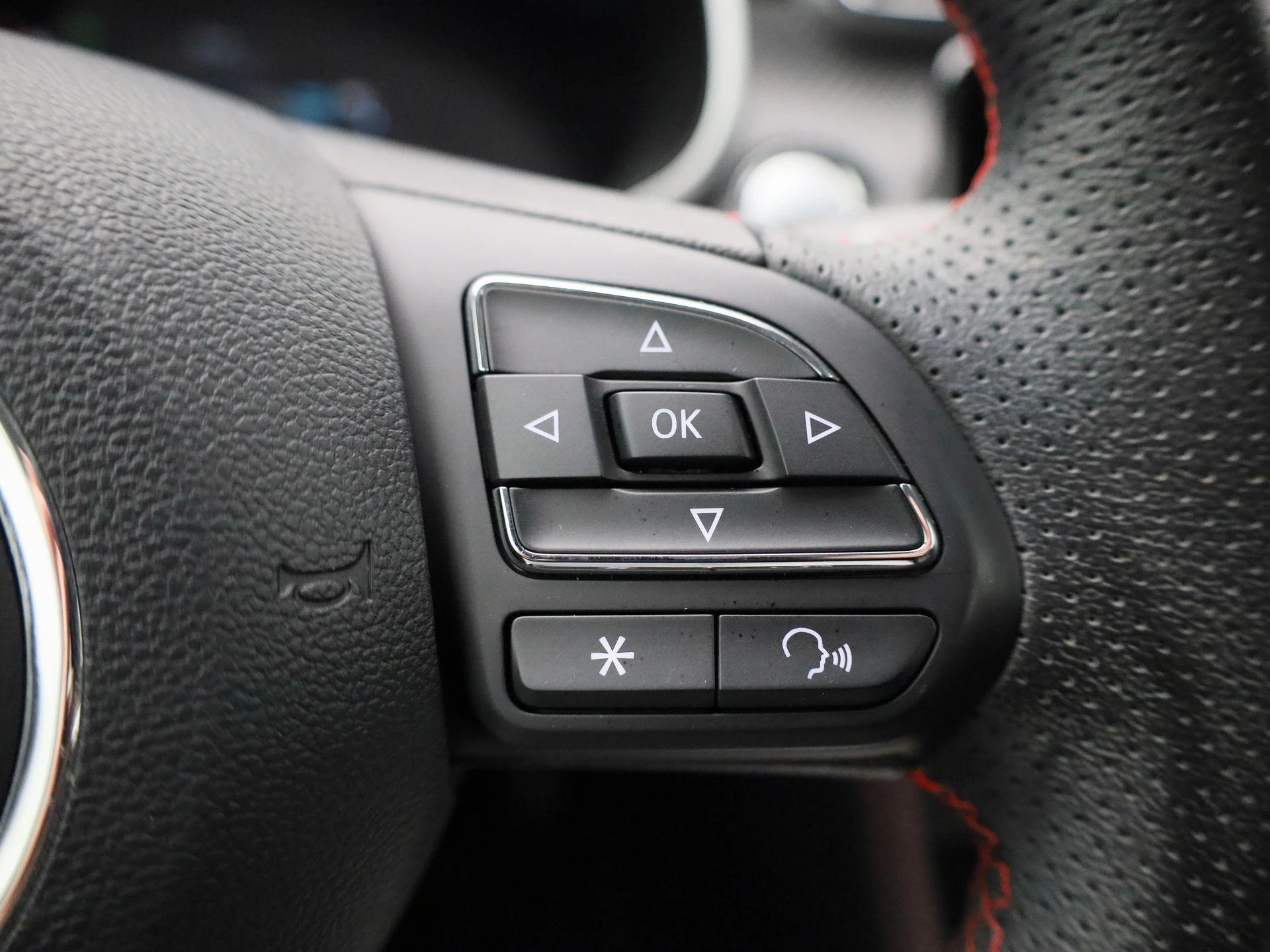 MG-ZS-image-15