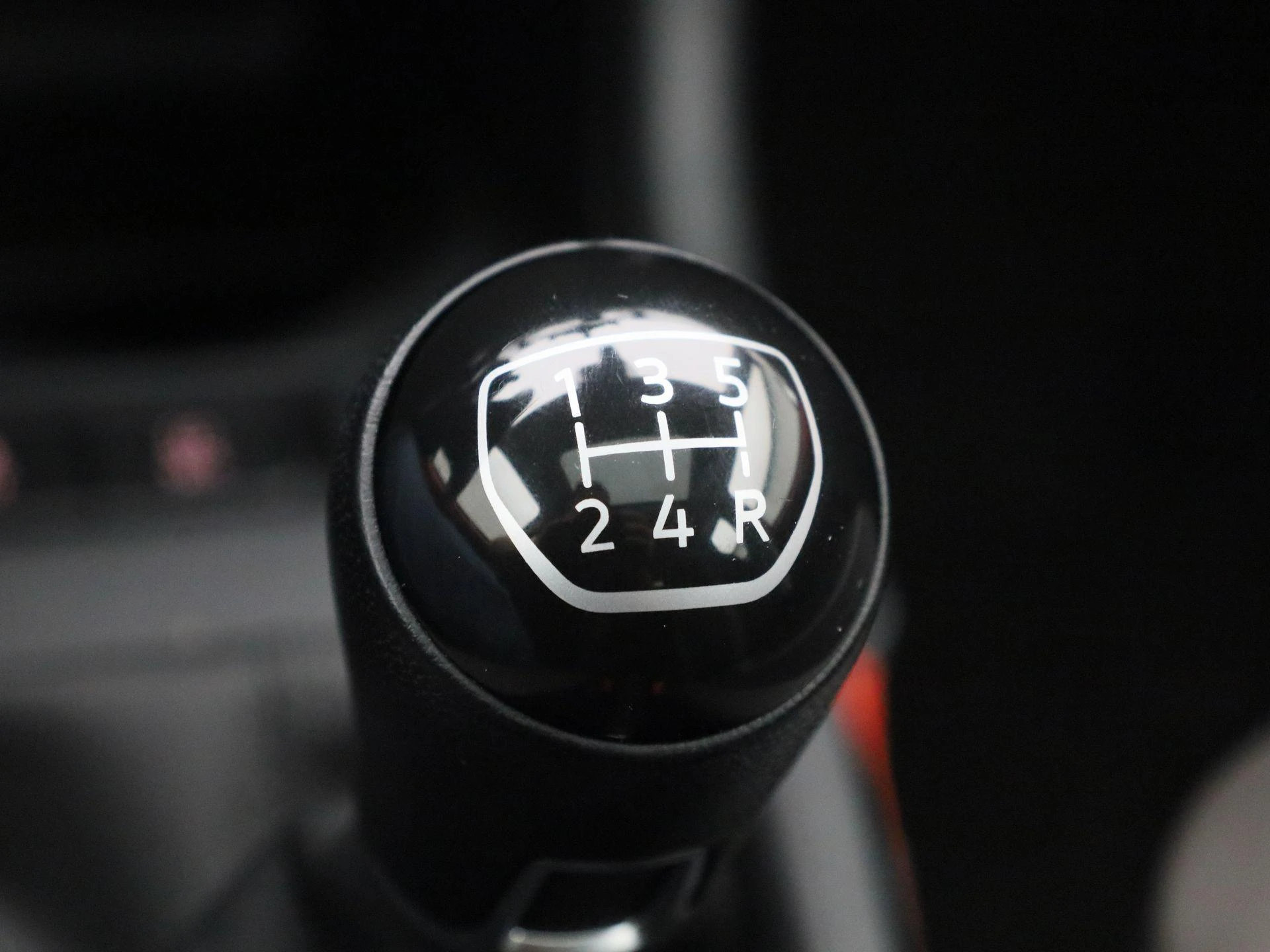 Volkswagen-up!-image-20