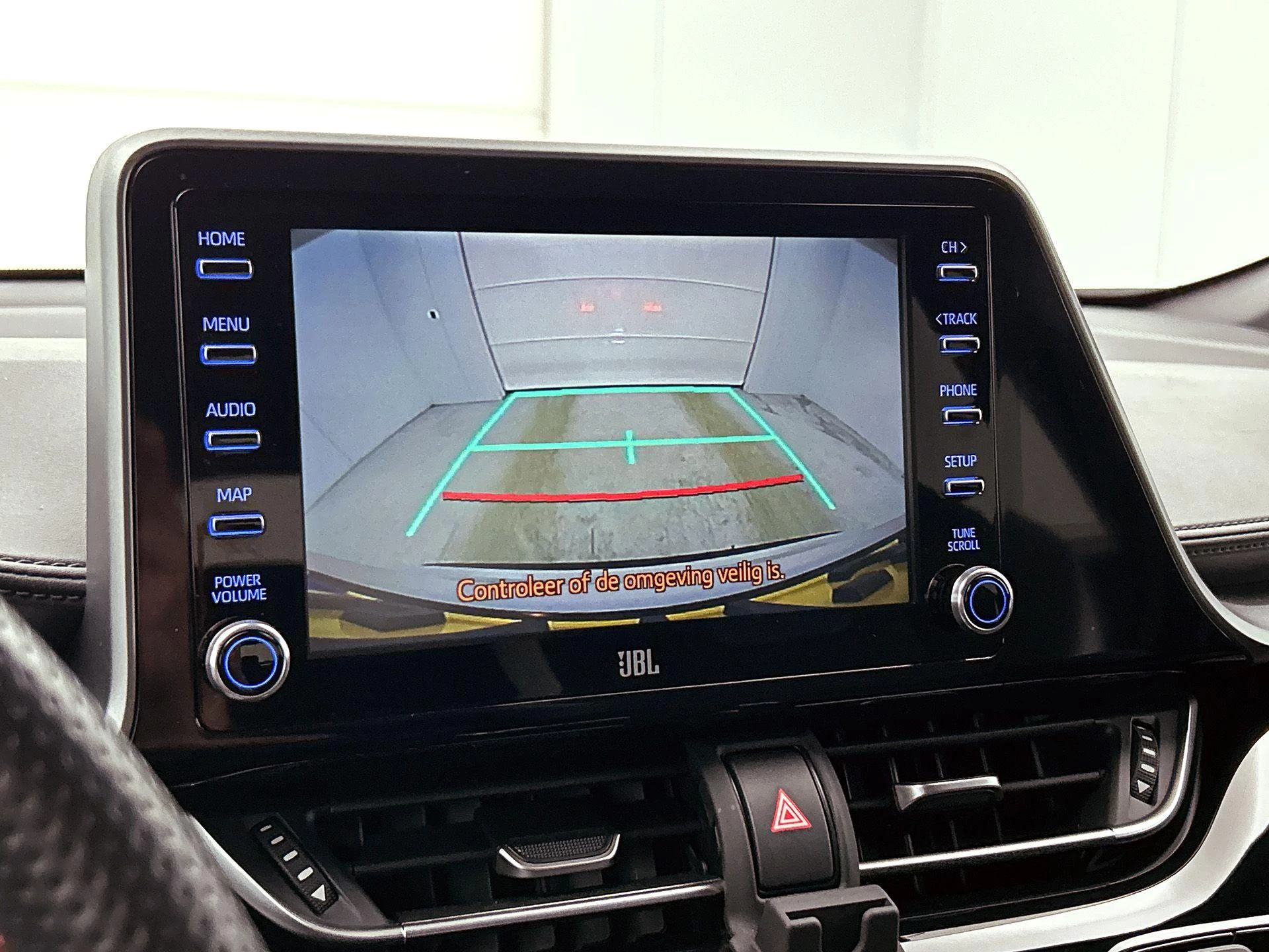 Toyota-C-HR-image-10
