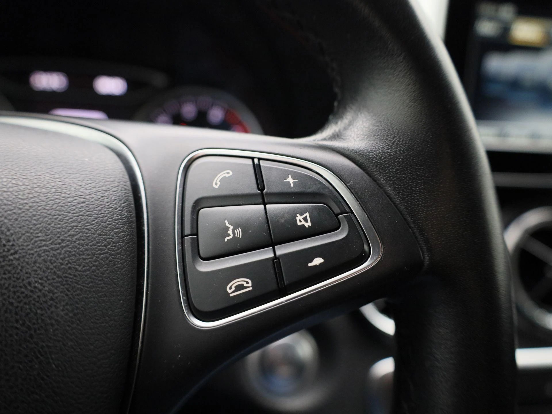 Mercedes-Benz-A-Klasse-image-14
