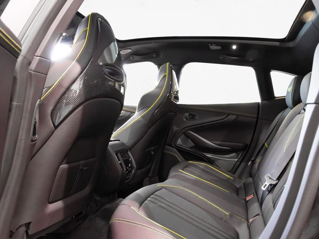 Aston Martin DBX 707 AMR Aston Martin Hamburg