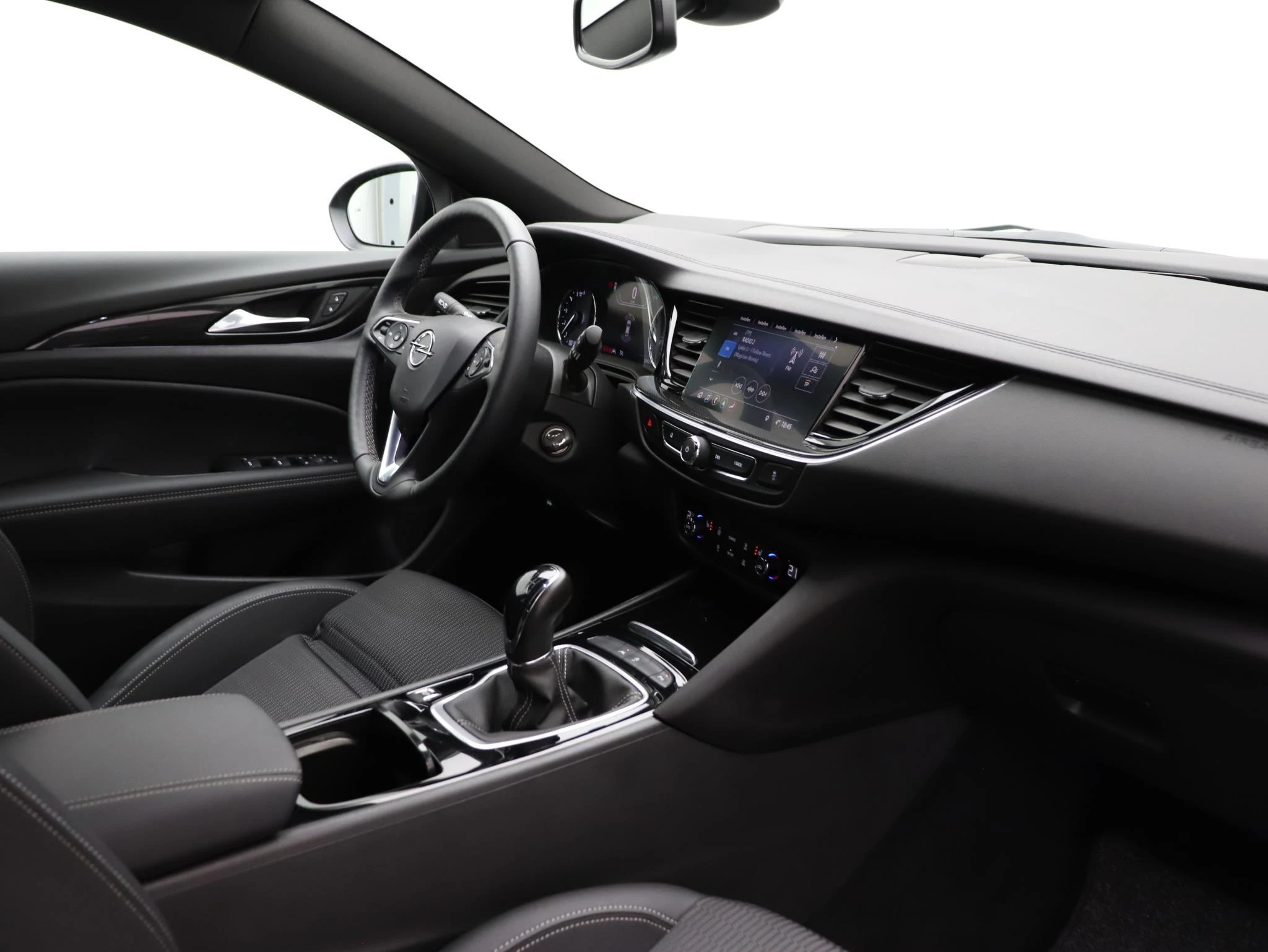 Opel-Insignia-image-9