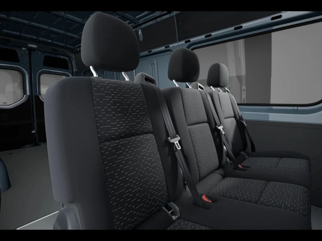 Mercedes-Benz-Sprinter 319-image-11