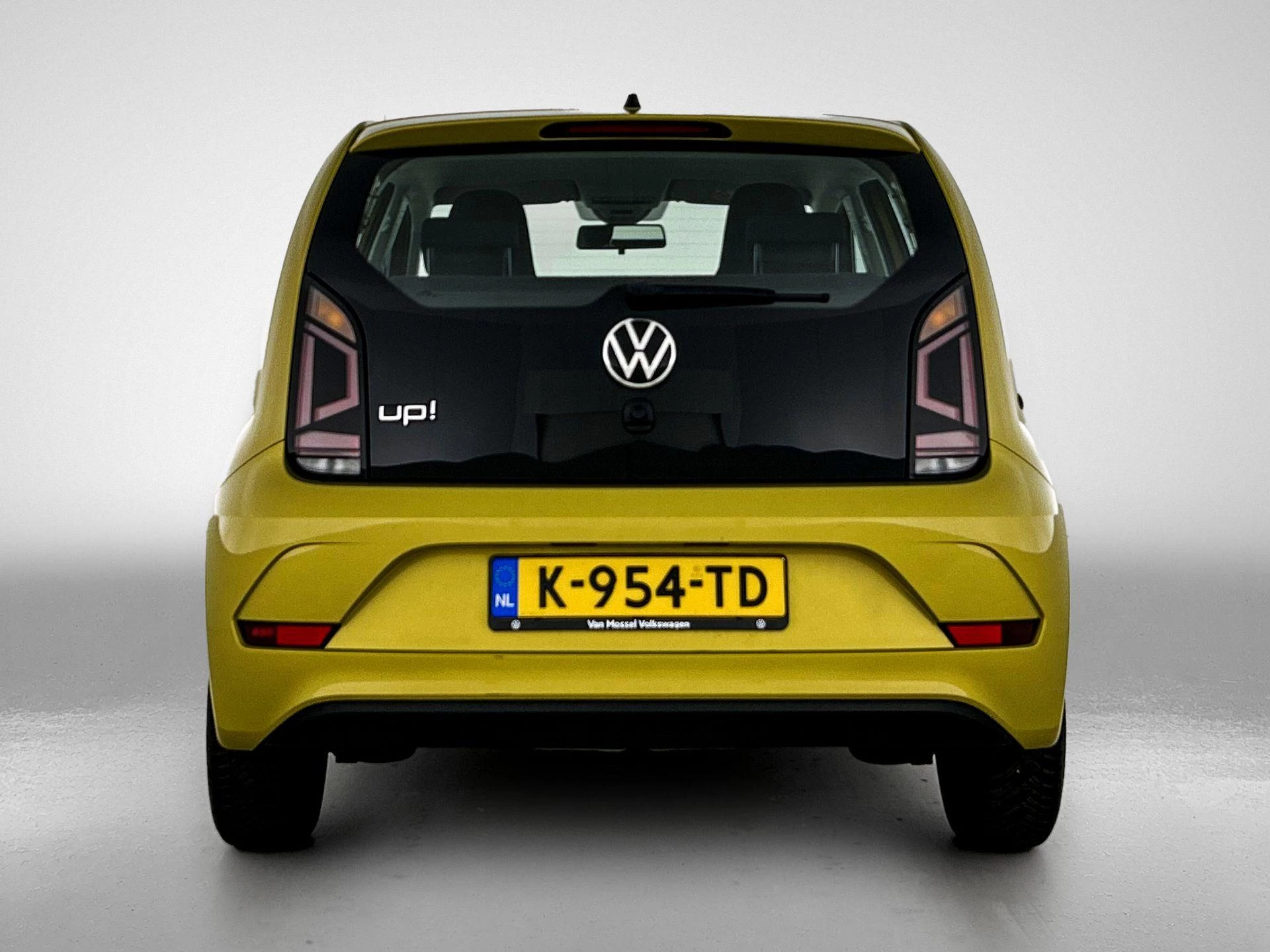 Volkswagen-up!-image-2