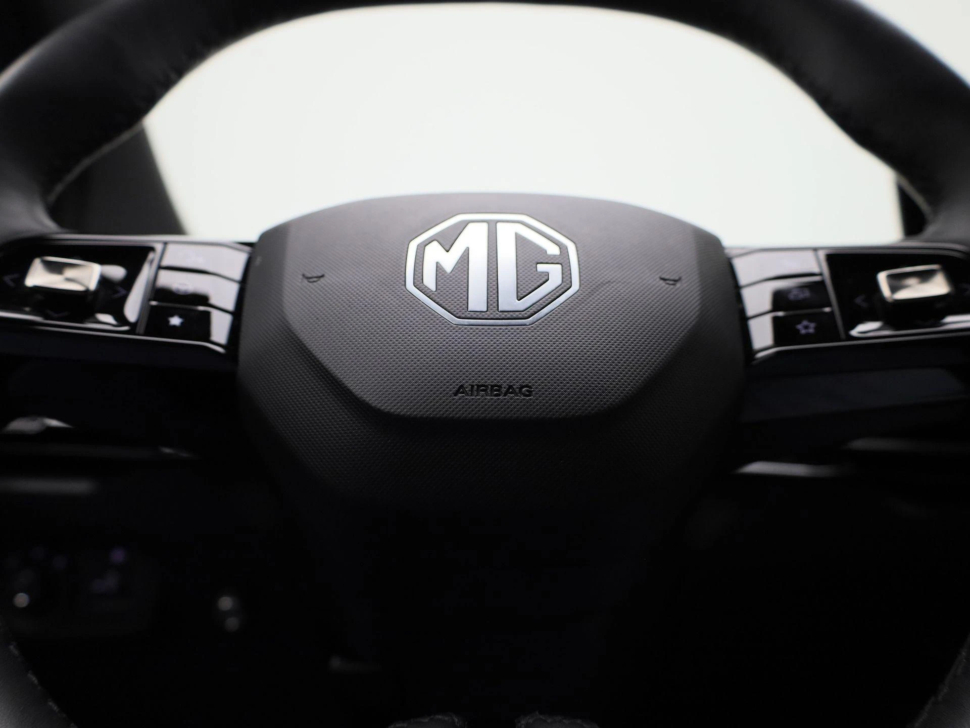 MG-MG4 EV-image-25