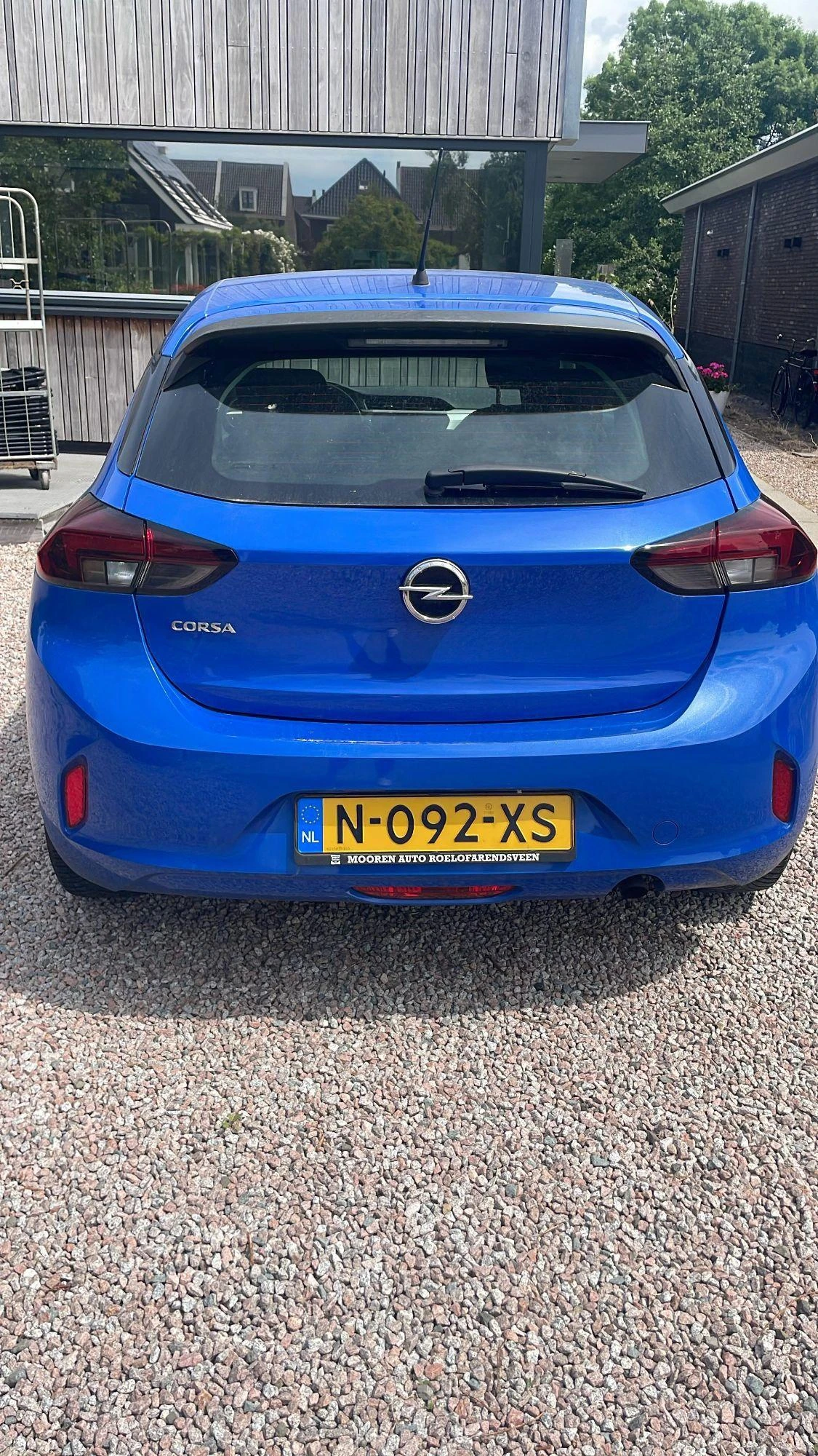 Opel-Corsa-image-2