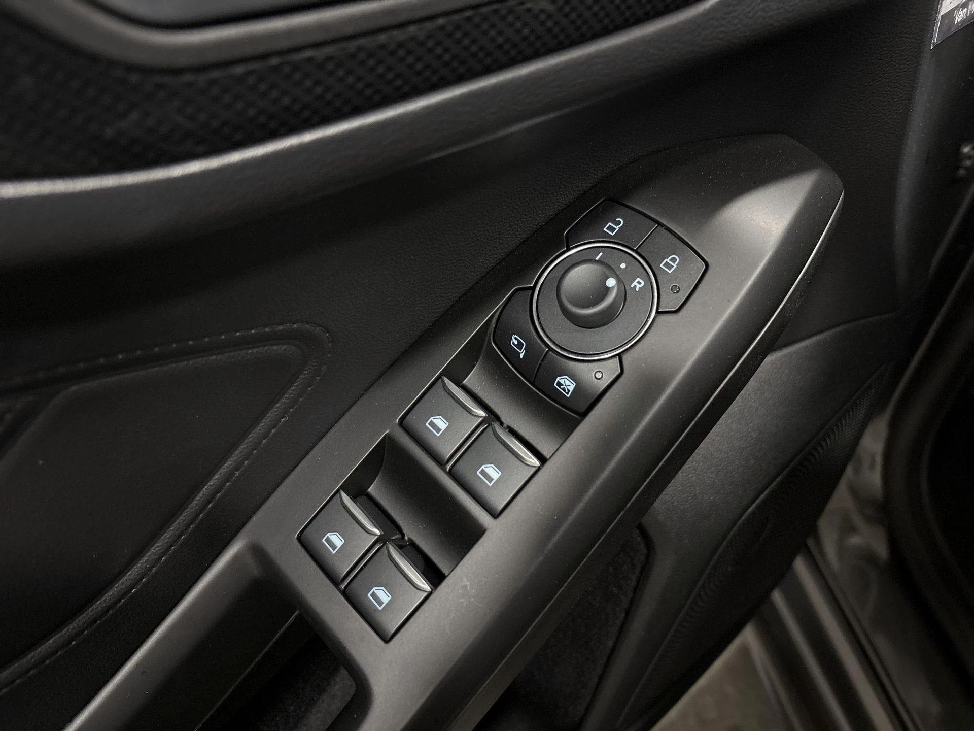 Ford-Focus-image-24