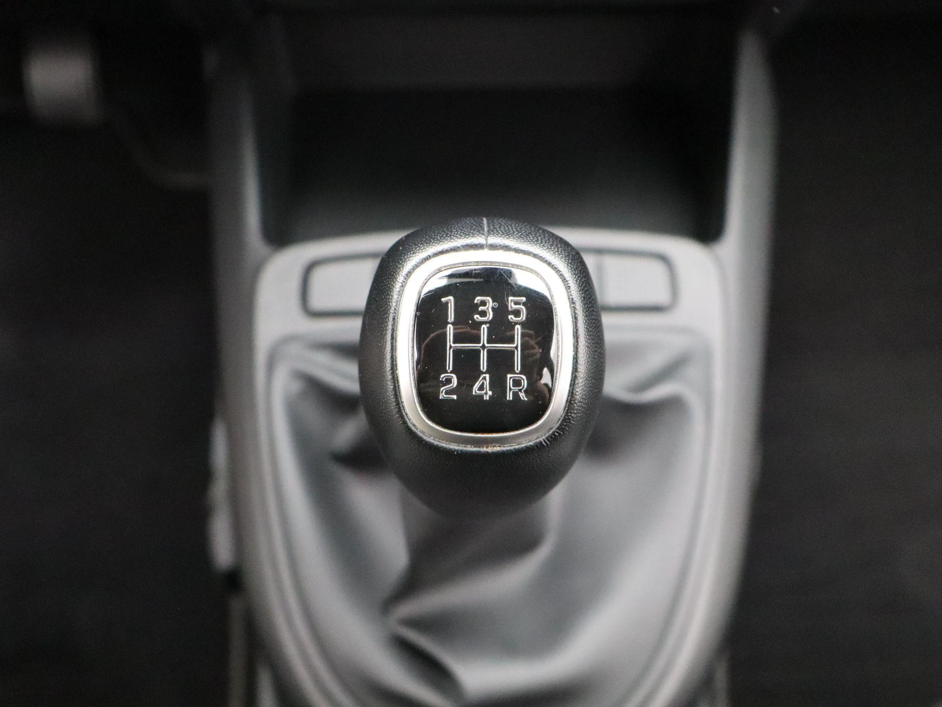 Hyundai-i10-image-19