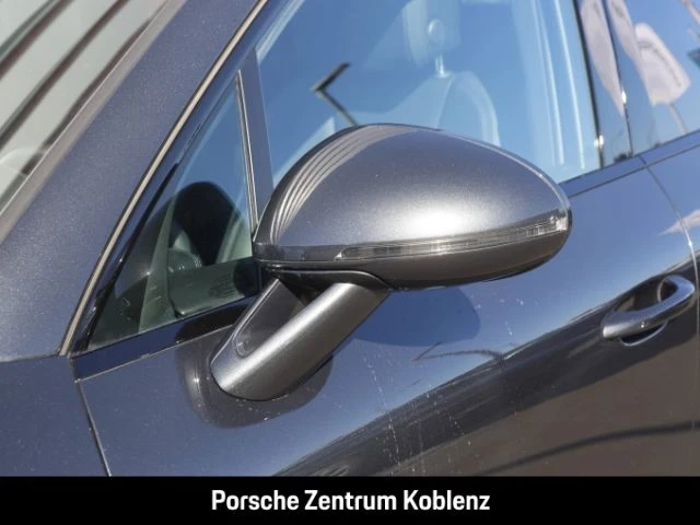 Porsche-Macan-image-9