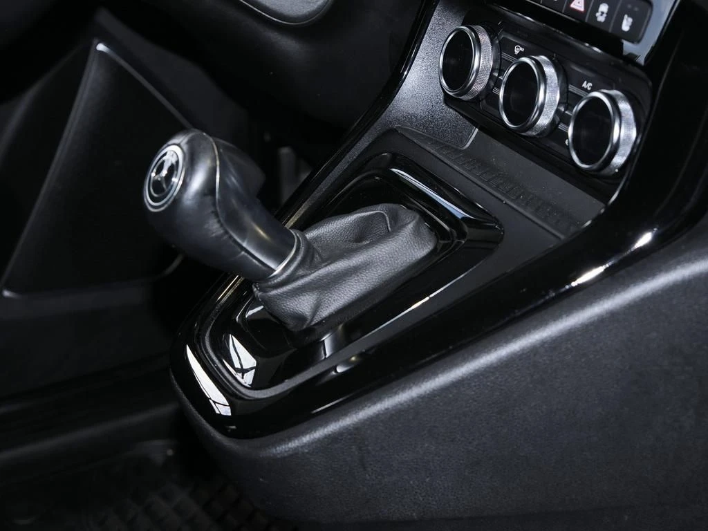 Mercedes-Benz-T-Klasse 180 d-image-11