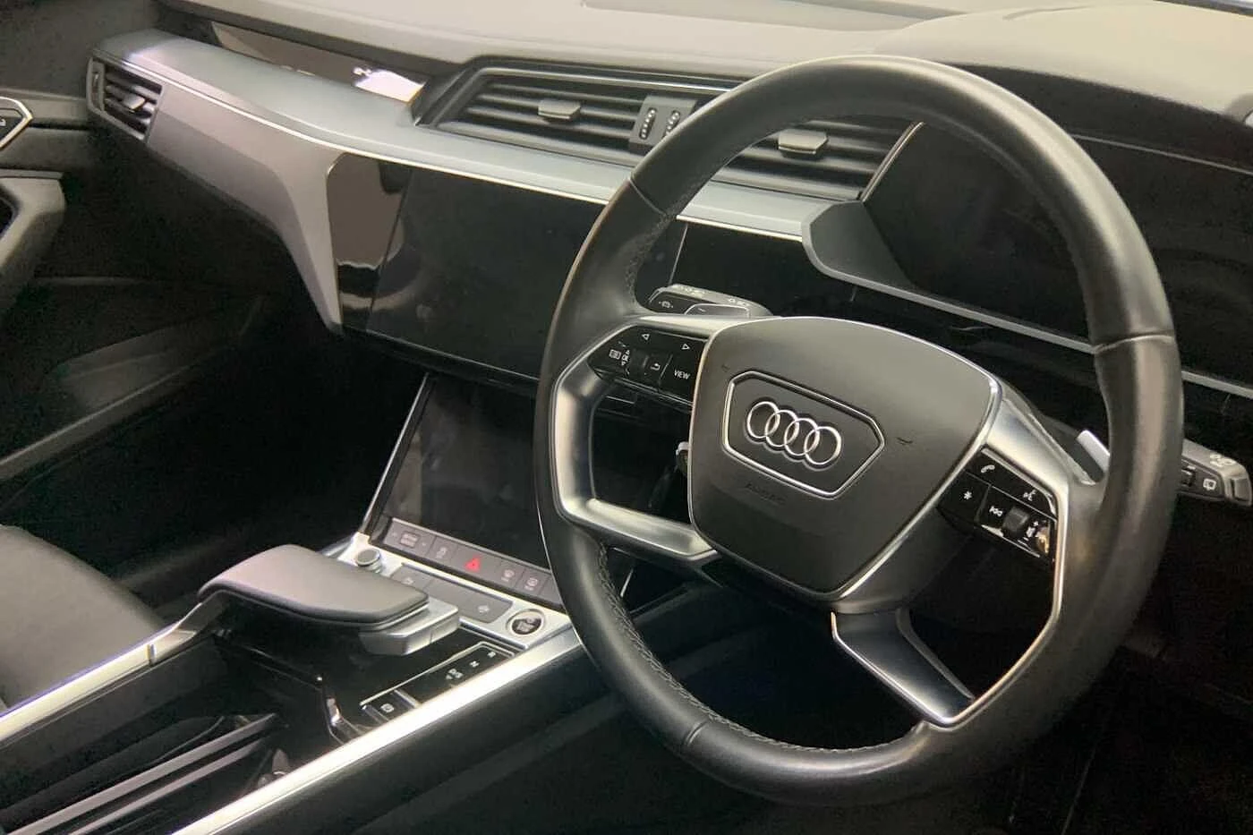 Audi-Q8-image-5