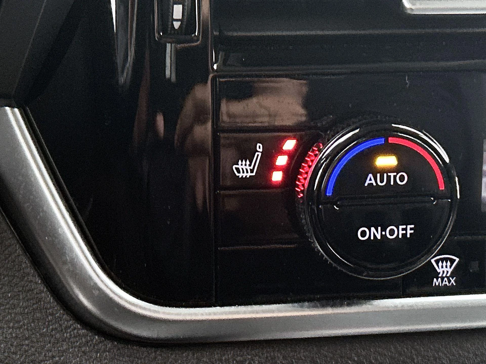 Nissan-QASHQAI-image-7