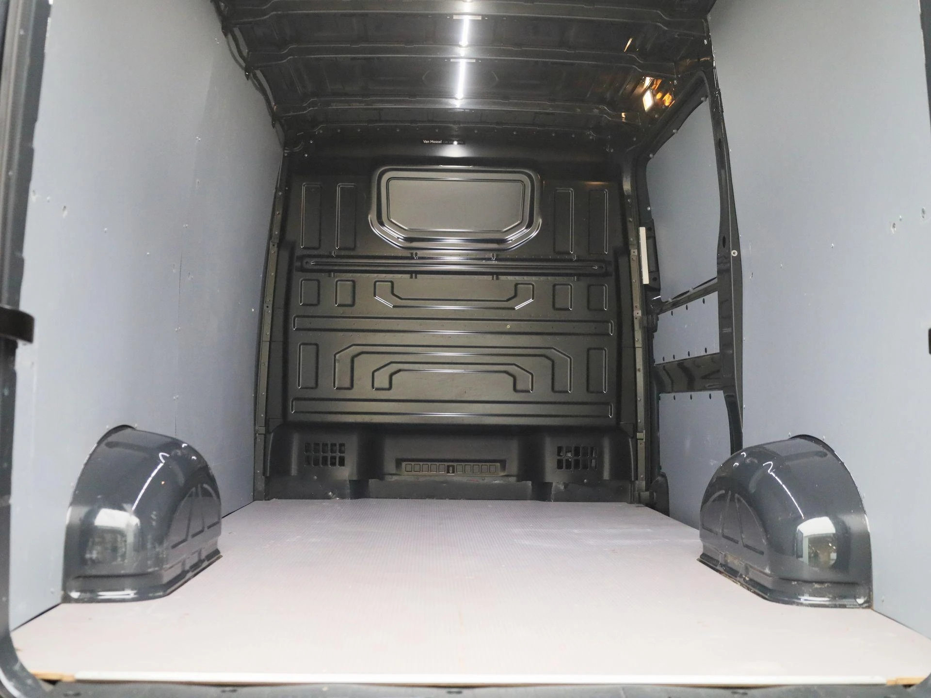 Volkswagen-Crafter-image-17
