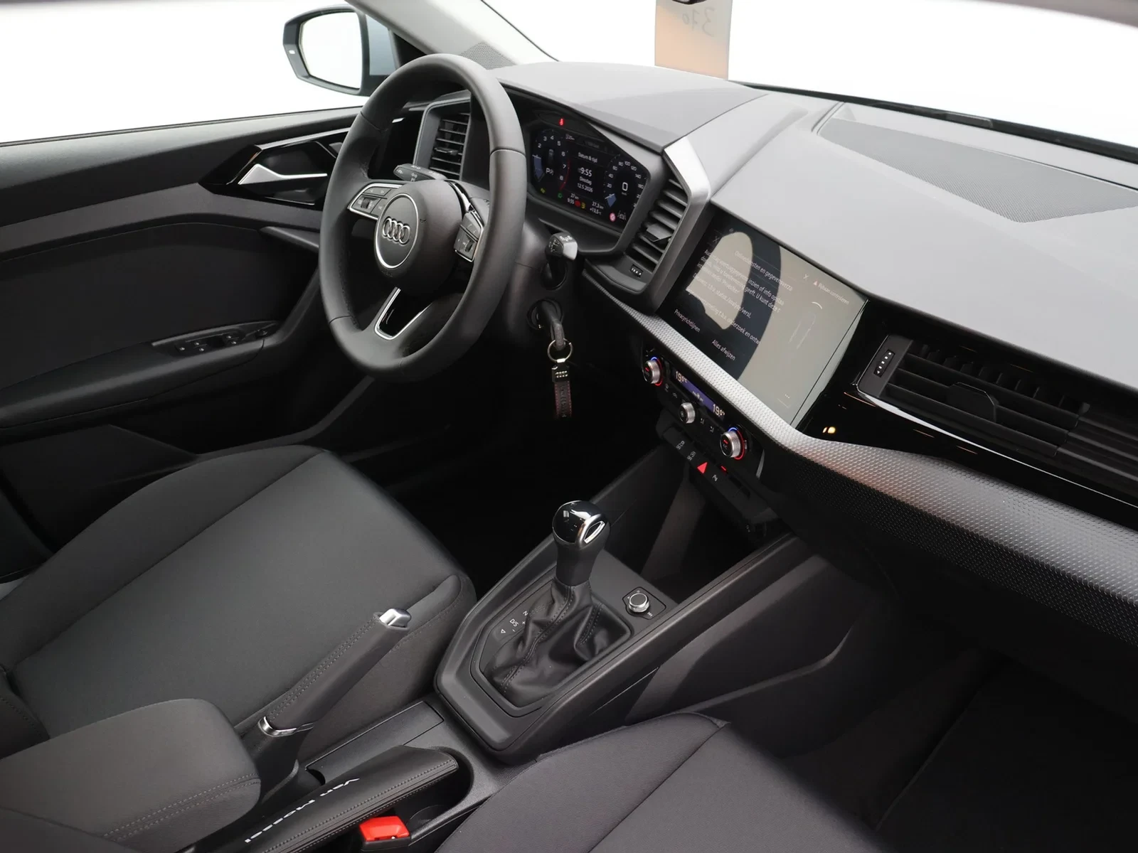 Audi-A1 Sportback-image-2