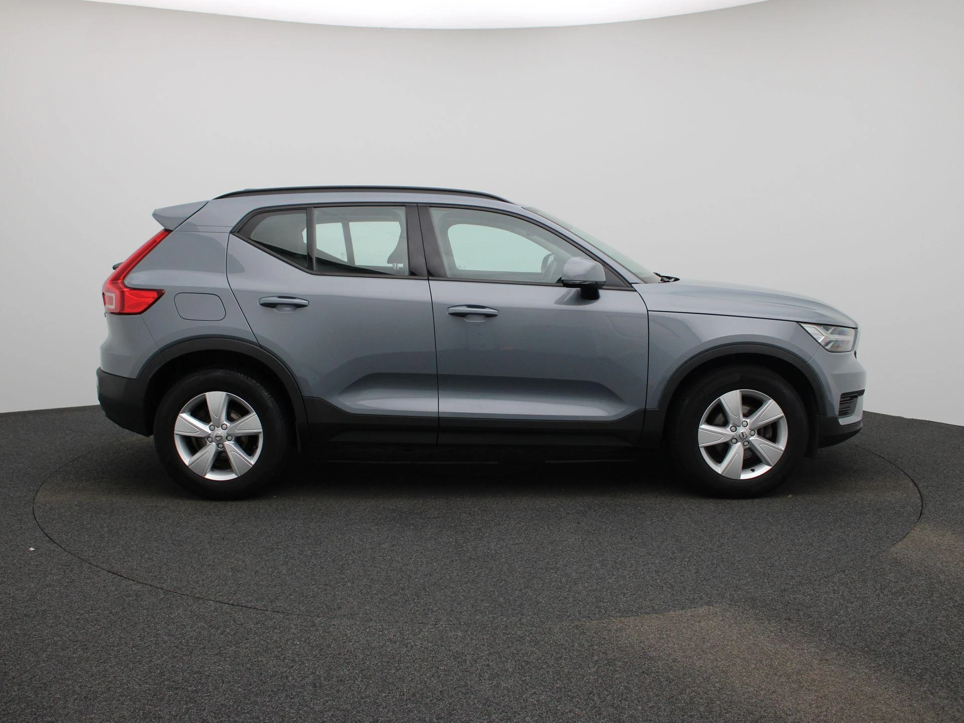 Volvo-XC40-image-5