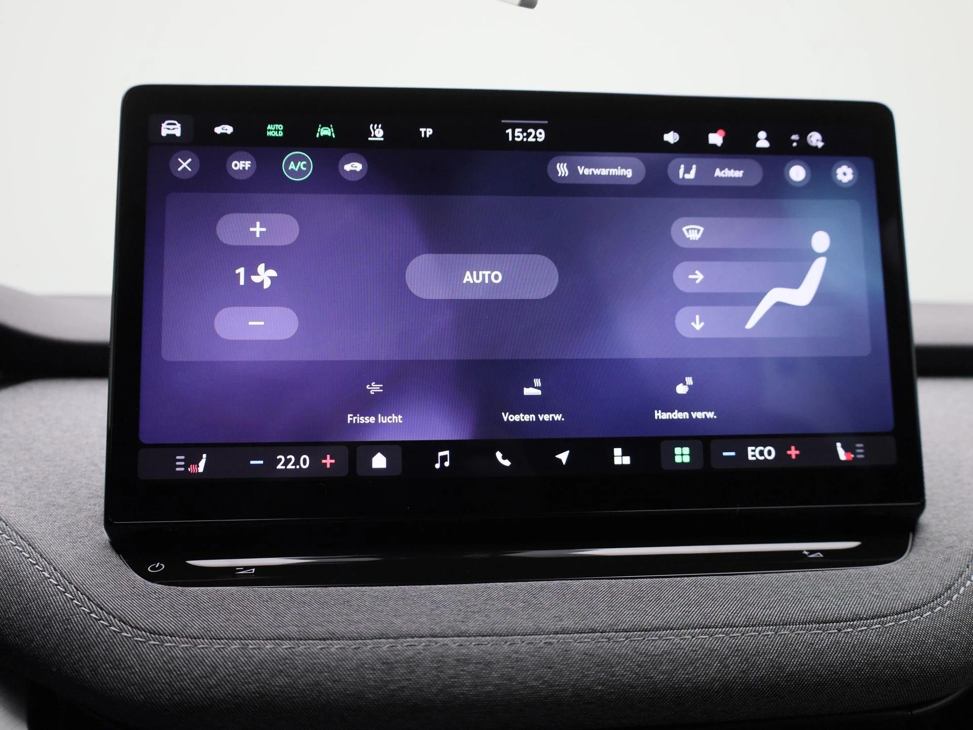 Škoda-Enyaq iV-image-16