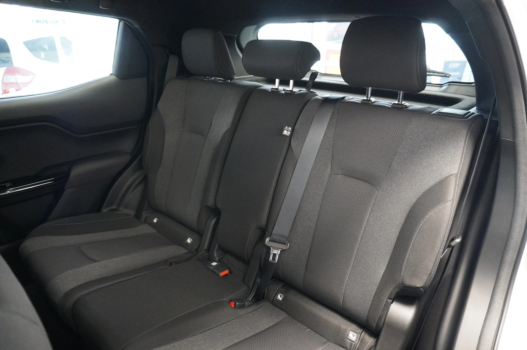 Suzuki-e Vitara-image-41