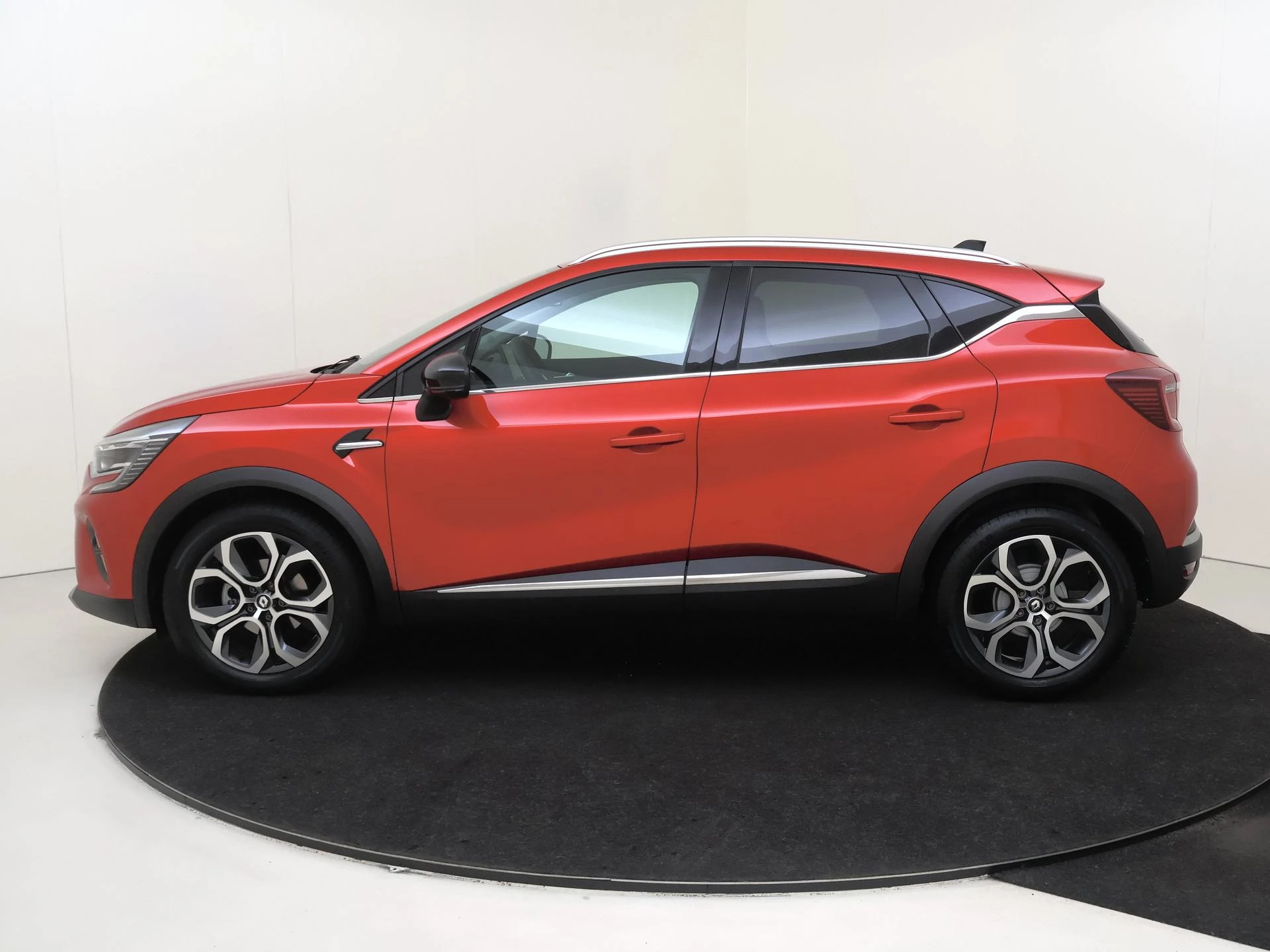 Renault-Captur-image-7