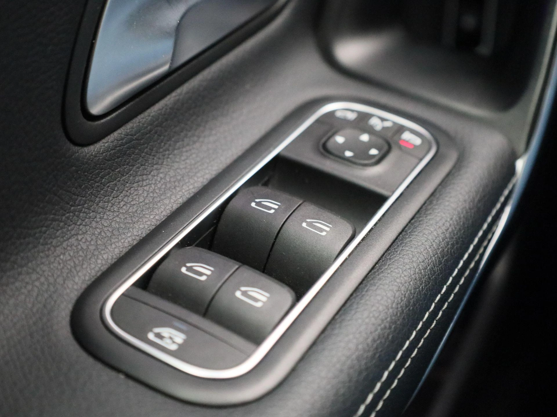 Mercedes-Benz-A-Klasse-image-29