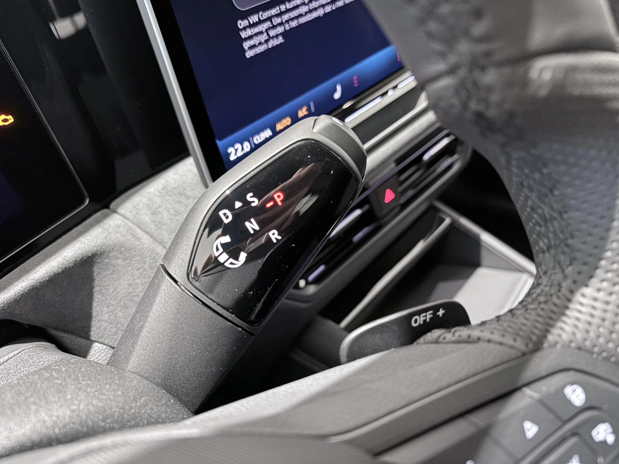 Volkswagen-Tiguan-image-15