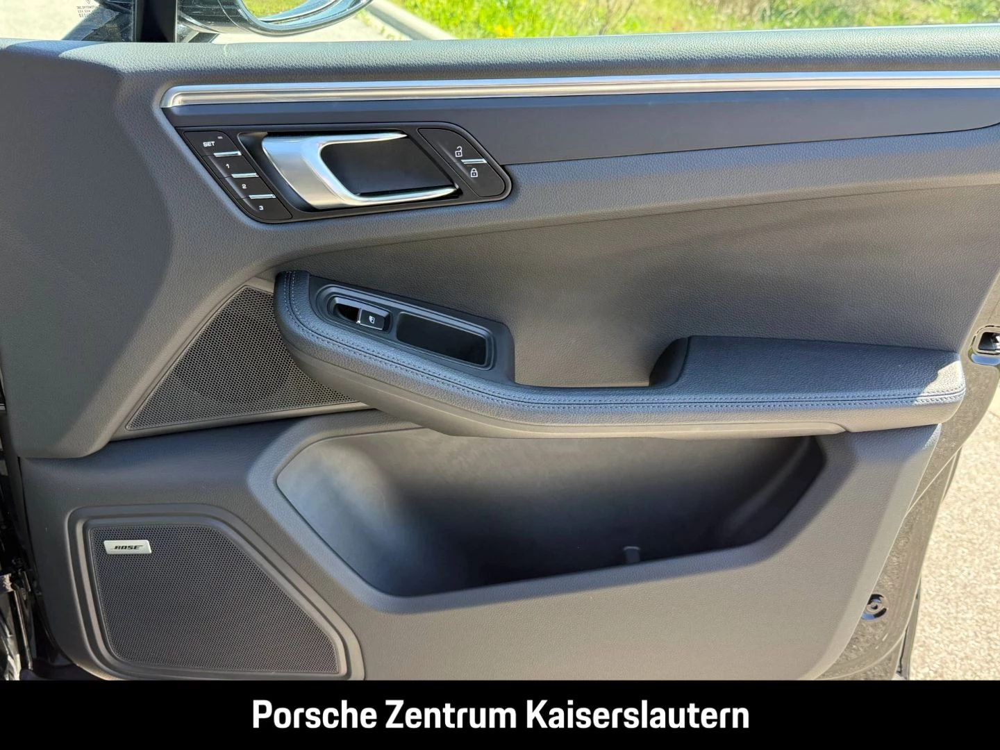 Porsche Macan Sportabgasanlage BOSE Luftfederung 20-Zoll -