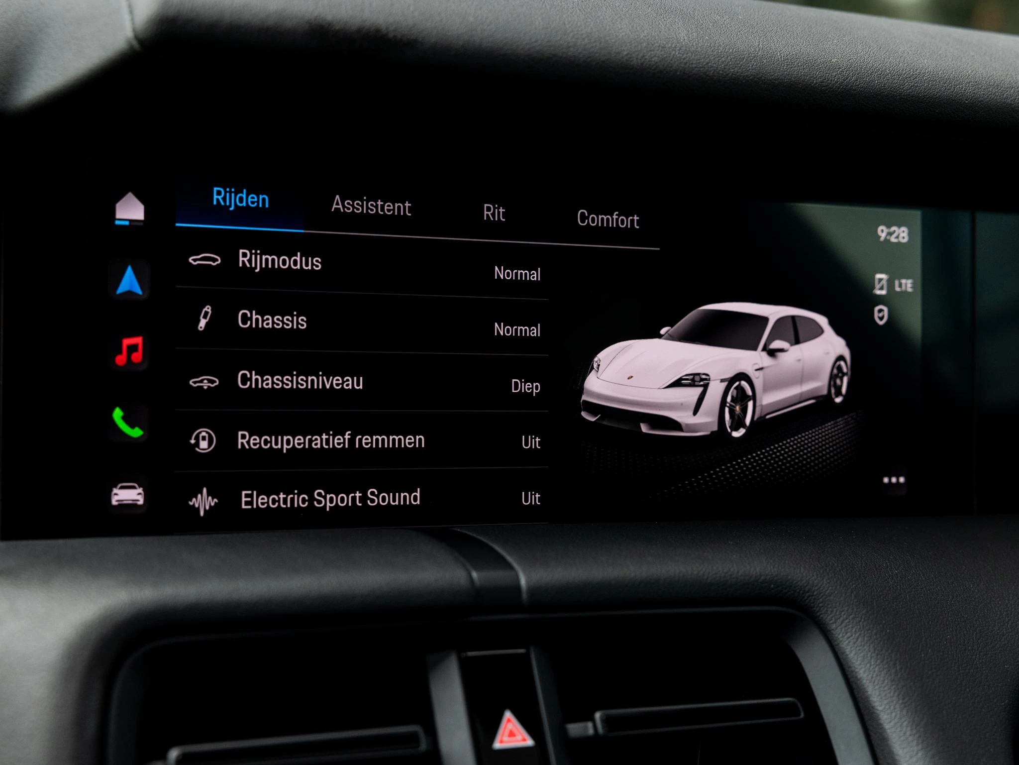 Porsche-Taycan-image-32