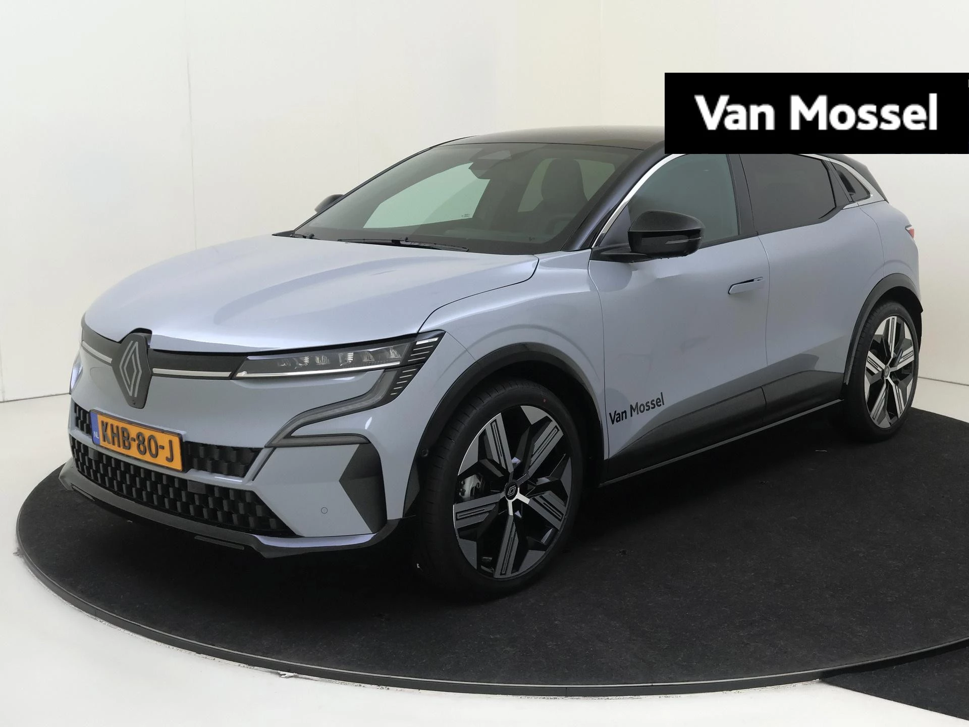 Renault-Megane E-Tech-image-0