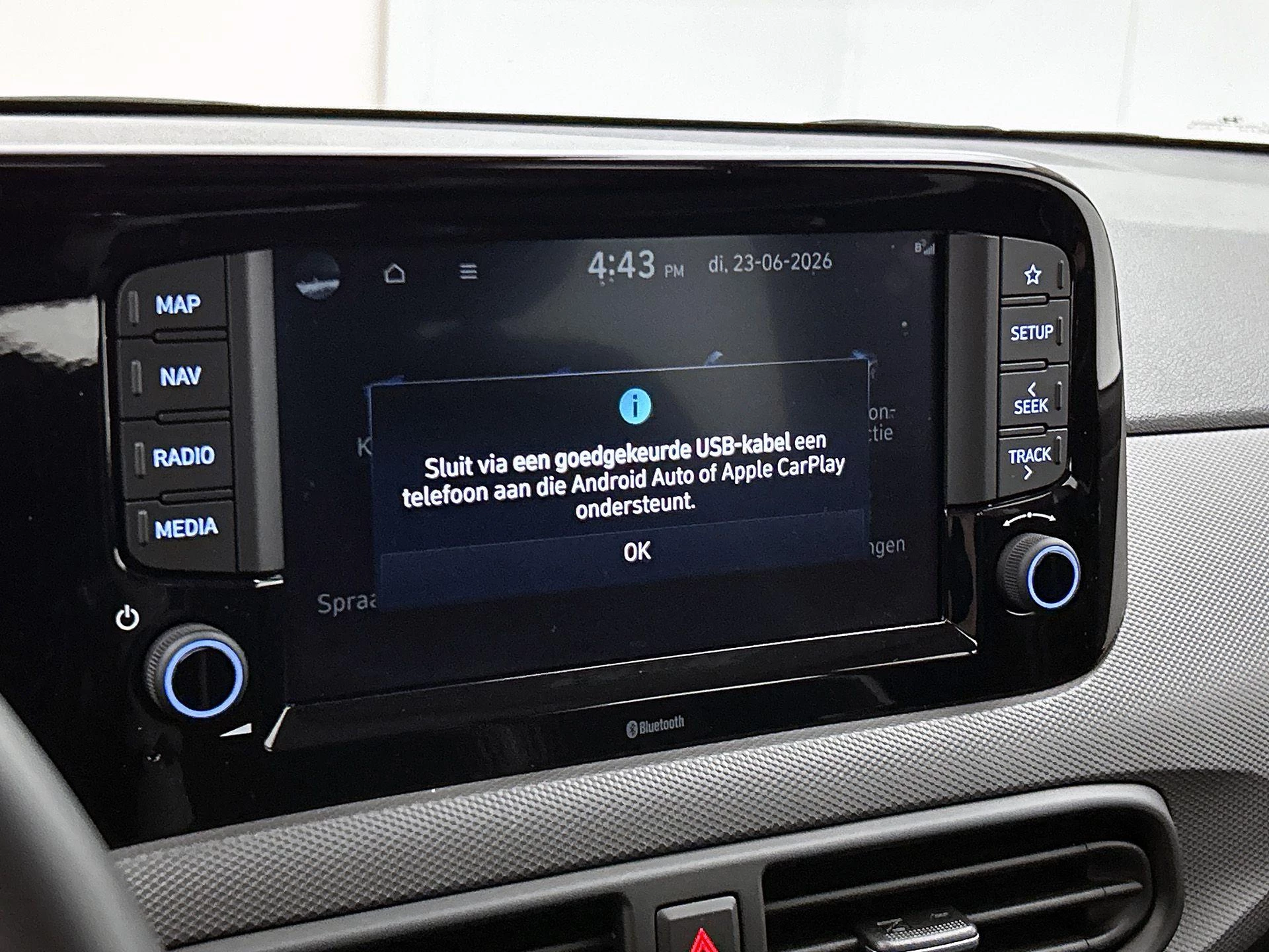 Hyundai-i10-image-12